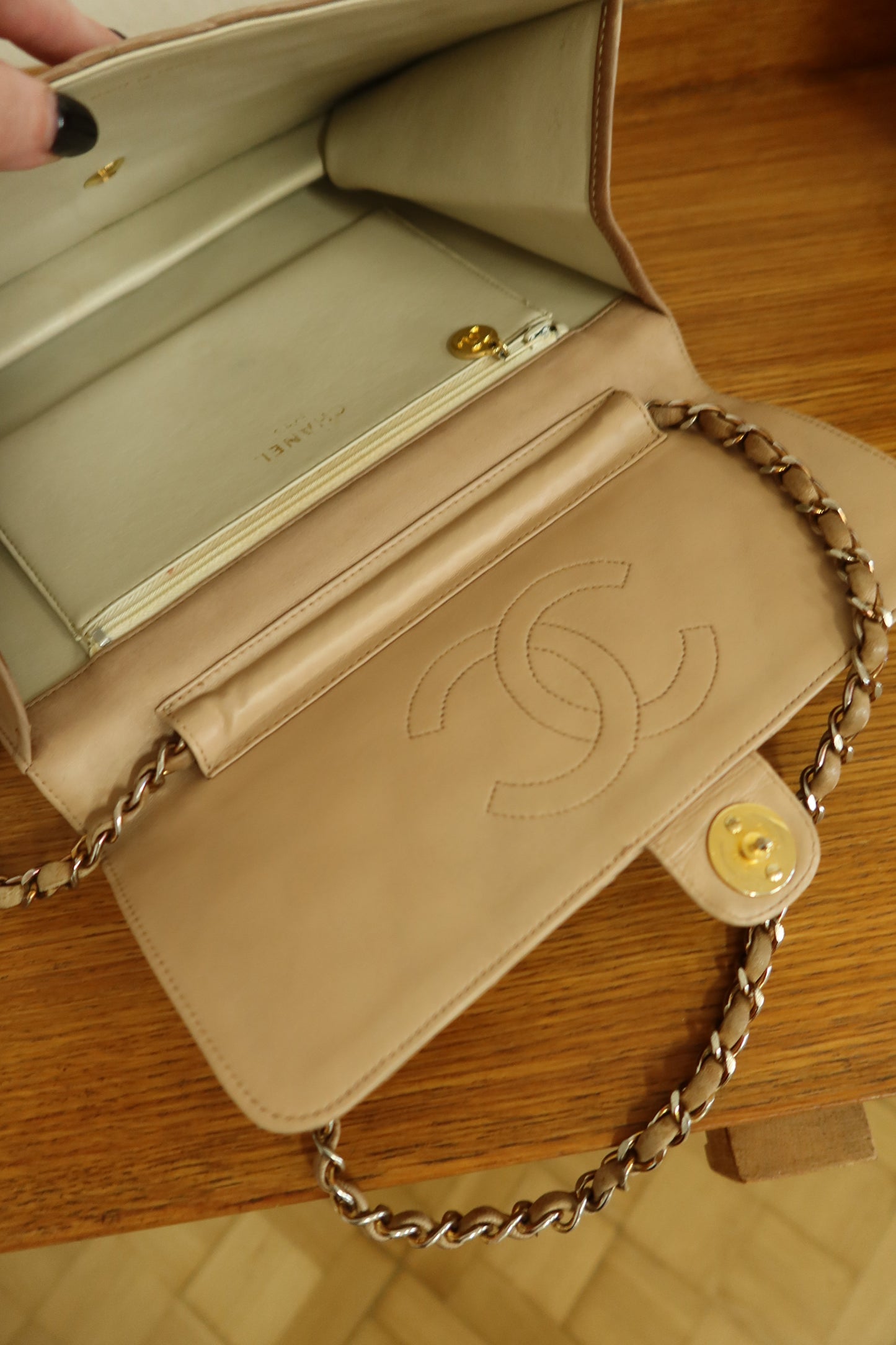 CHANEL MOCHA LAMBSKIN SINGLE FLAP BAG