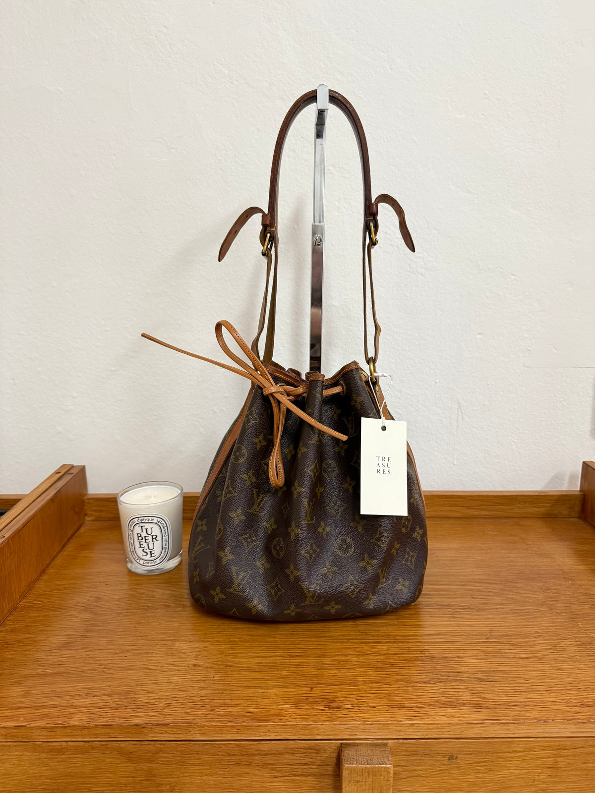 LV PETIT NOÉ MONOGRAM