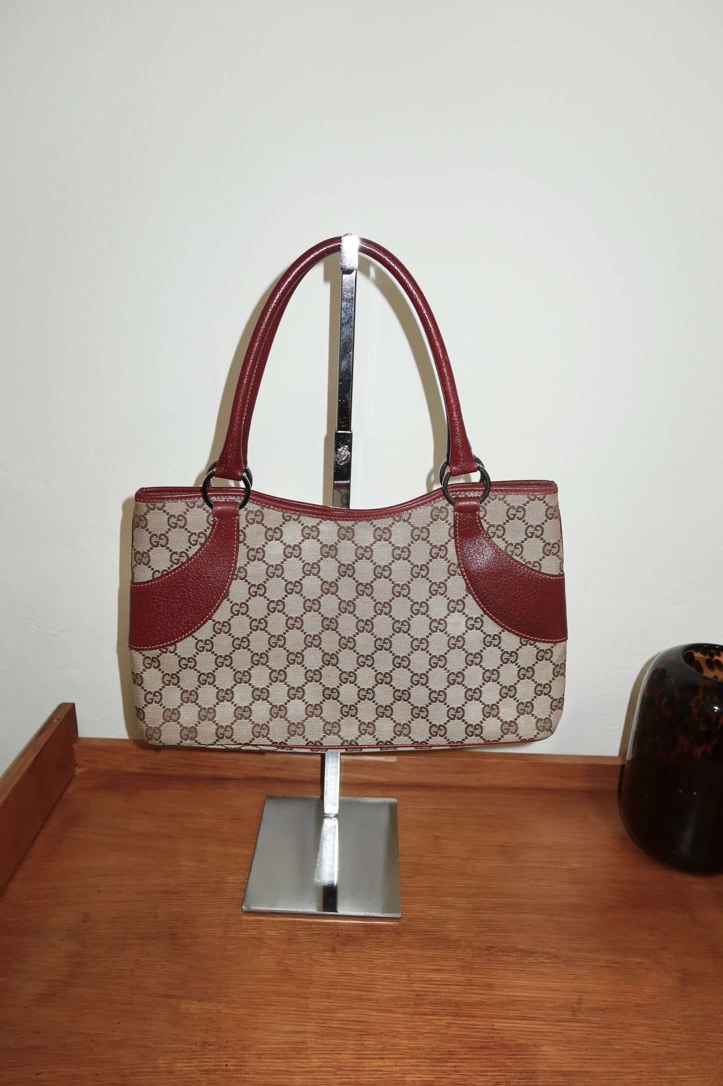 GUCCI GG SHOULDER TOTE BAG WINE