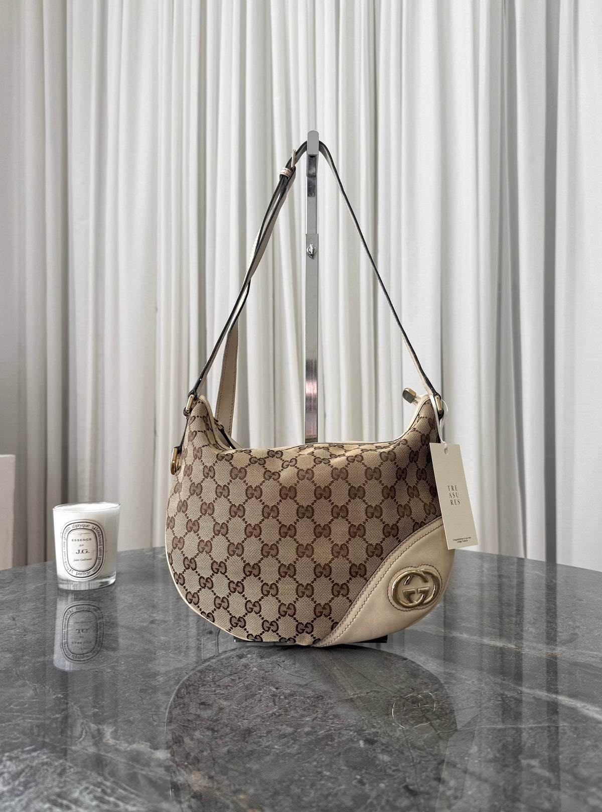 Gucci Sukey crossbody bag in GG canvas with gold hardware, photo 11