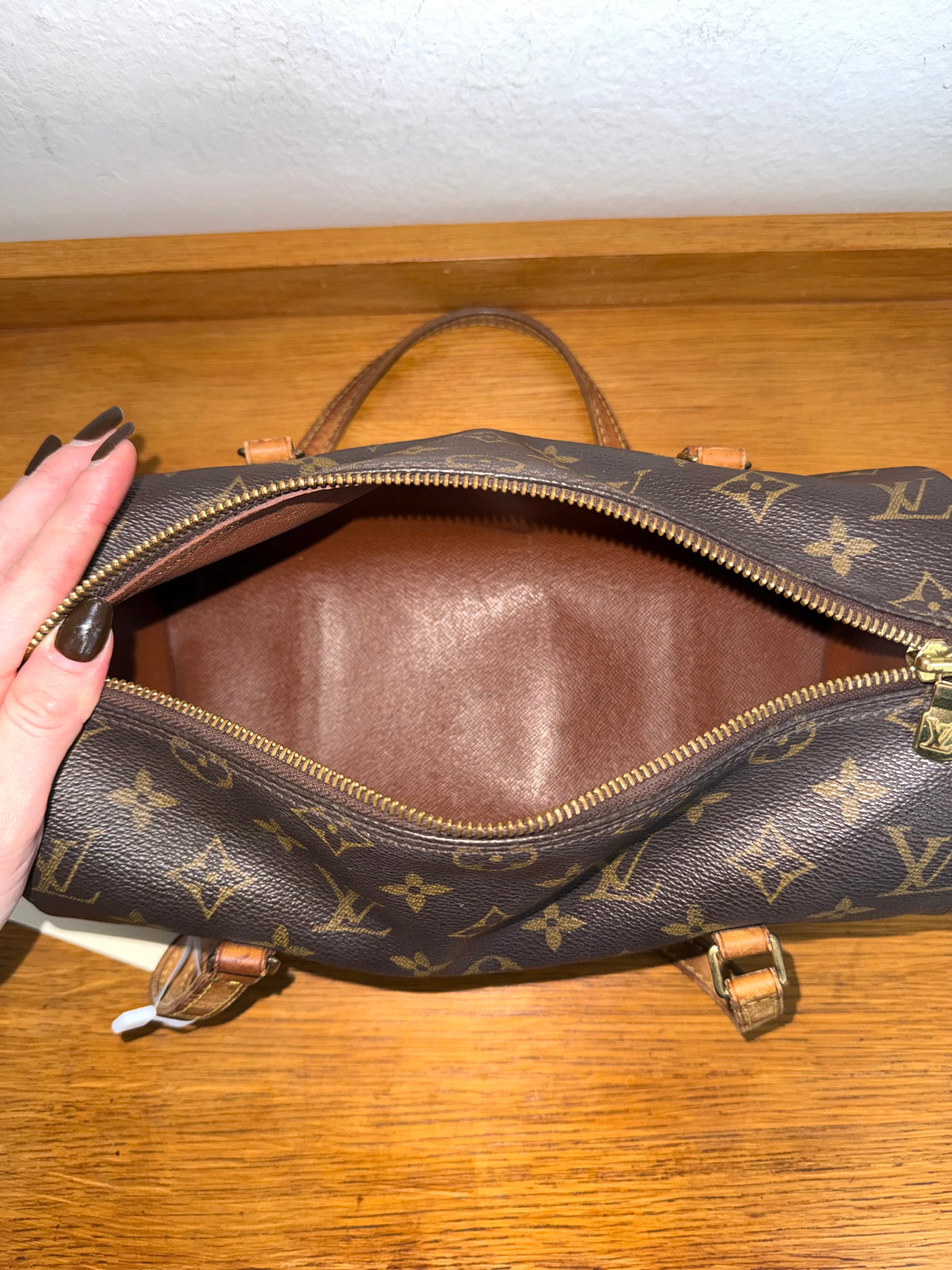 LV PAPILLON 26