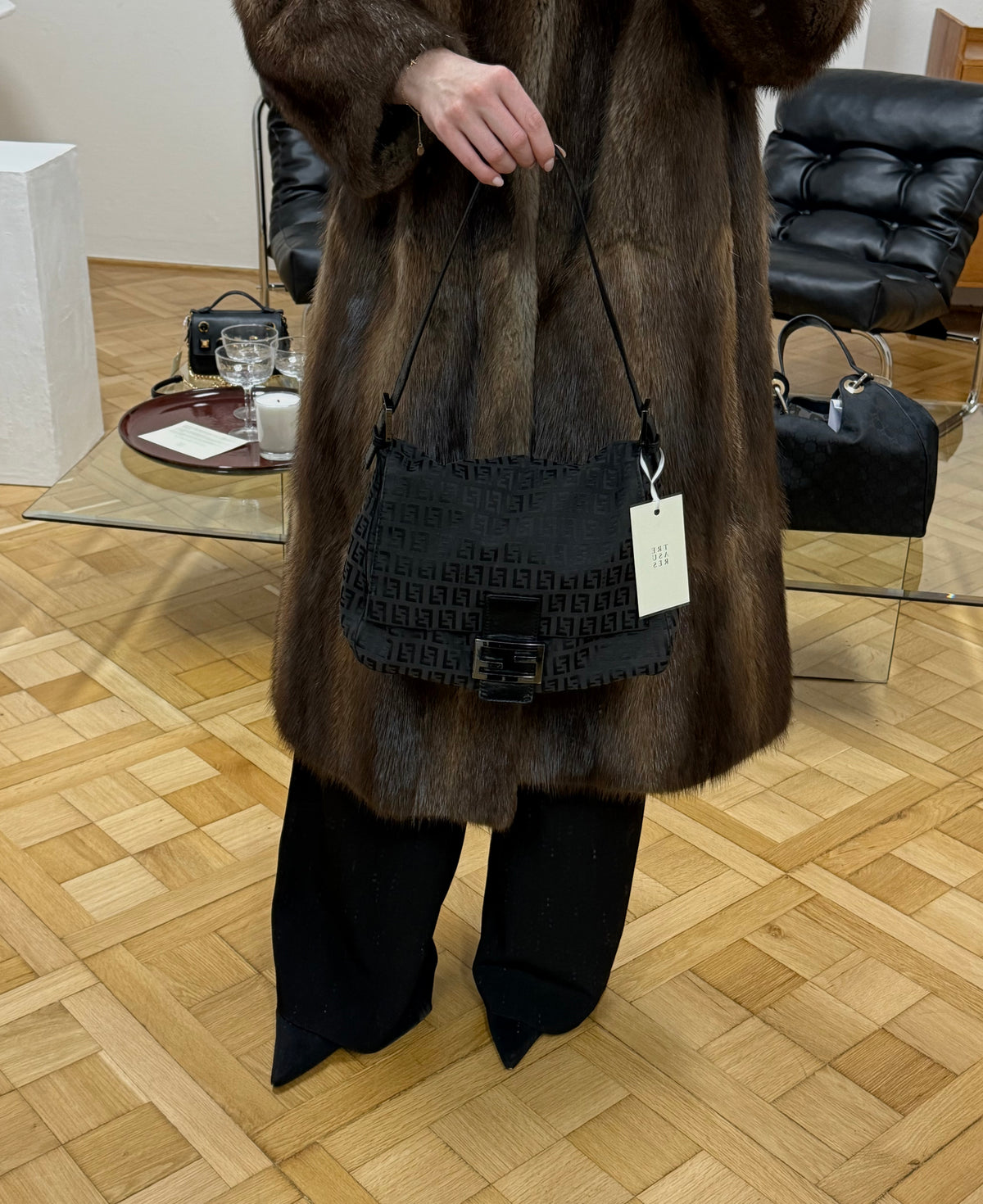 FENDI MAMMA BAGUETTE BAG