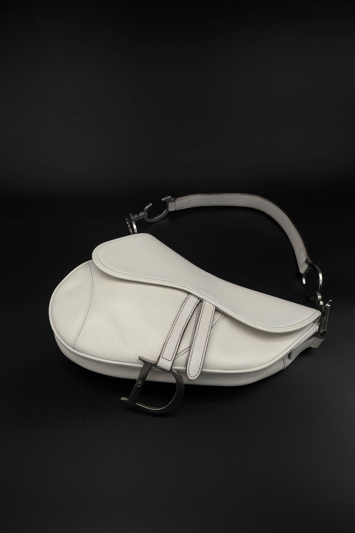 Vintage Dior Saddle bag od Johna Galliana v bílé barvě, foto 27