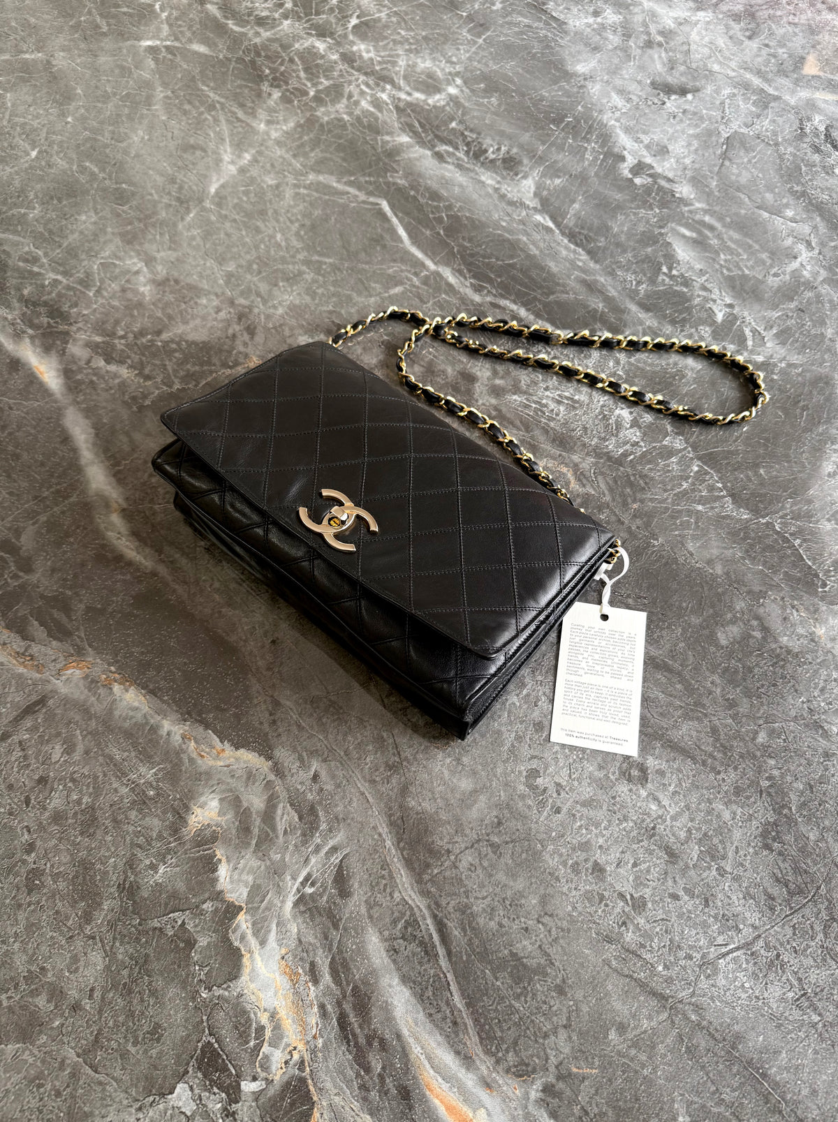 Chanel Single Flap z černé jehněčí kůže, CC twist lock, 24k zlatý hardware, foto 10
