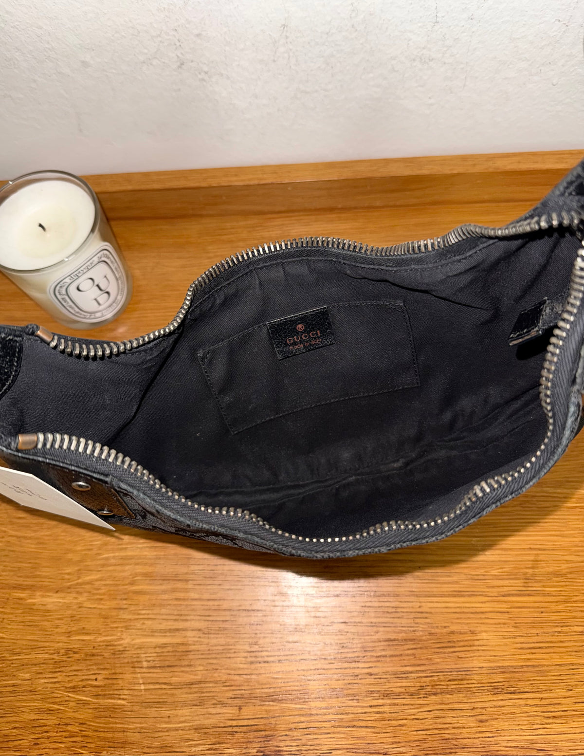 GUCCI GG MONOGRAM HALFMOON BLACK