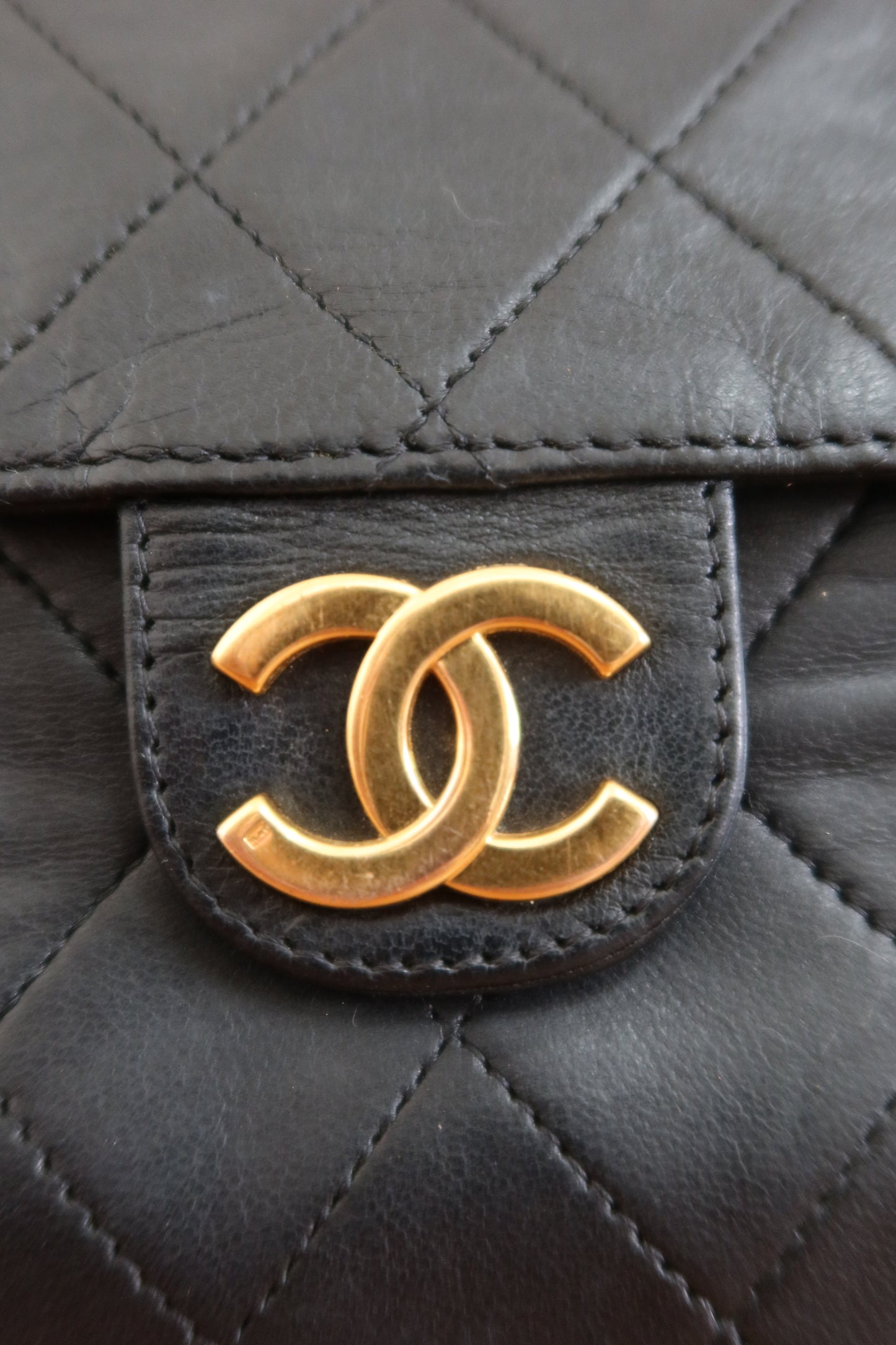 CHANEL TIMELESS CLASSIC SINGLE FLAP BAG LAMBSKIN