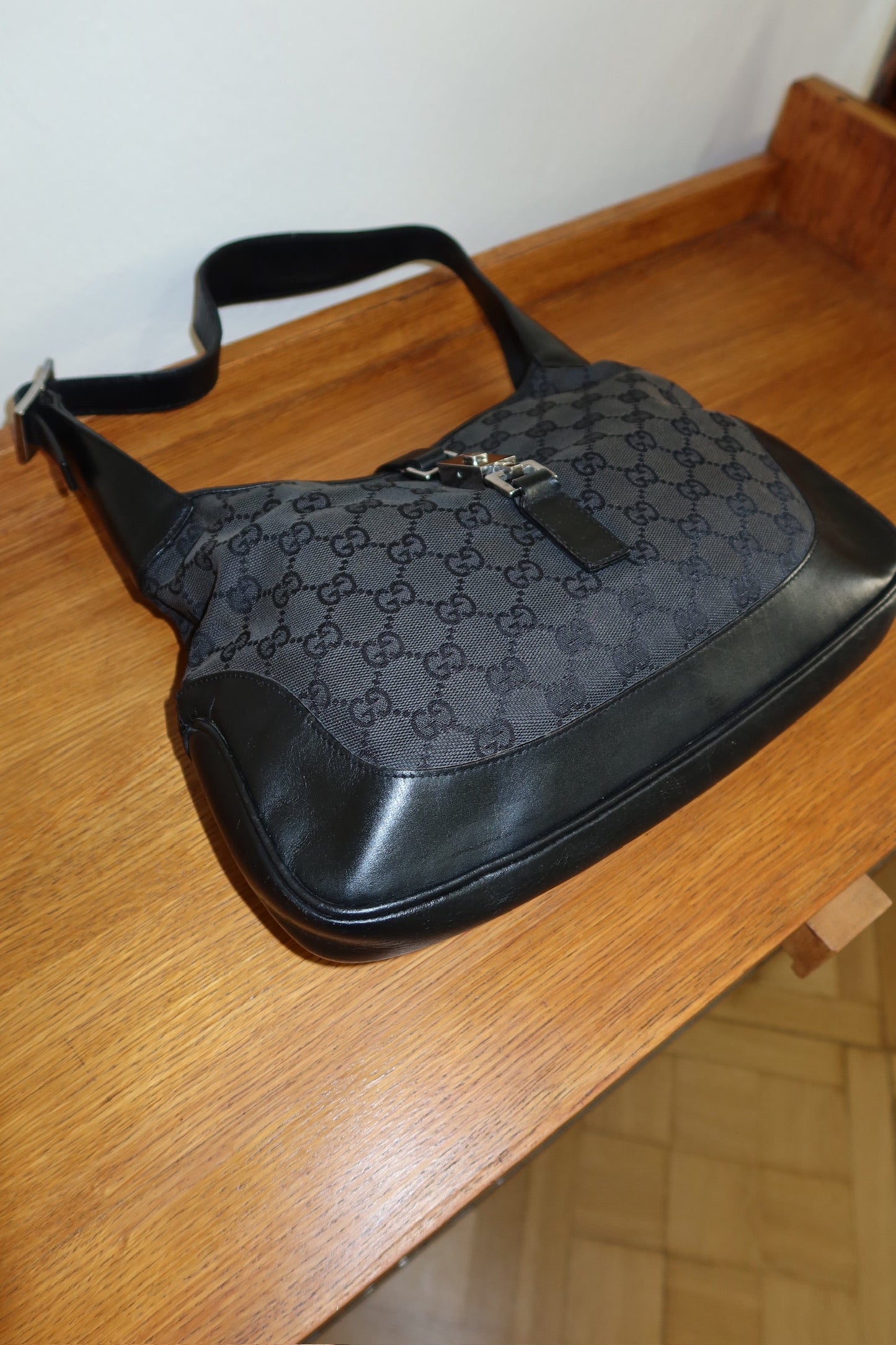 GUCCI JACKIE 1999 BY TOM FORD