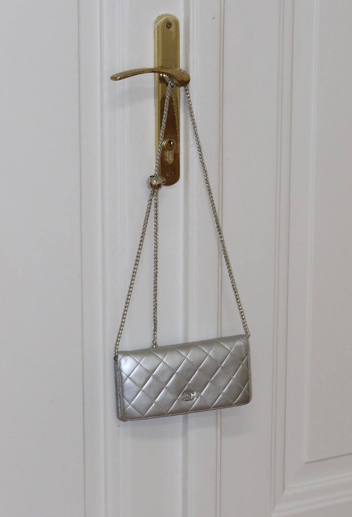 CHANEL WALLET QUILTED SILVER