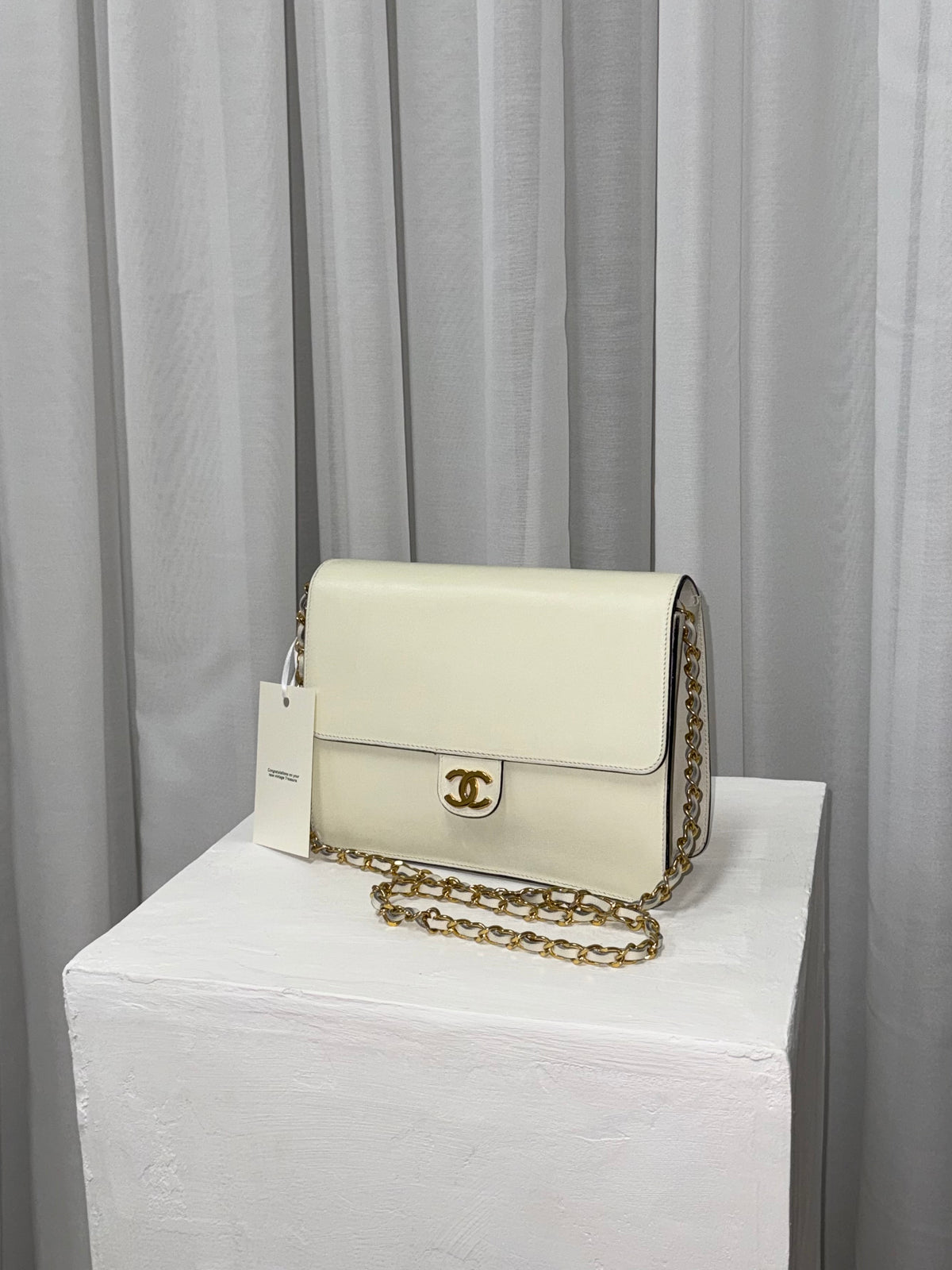 CHANEL BOX CALF SINGLE FLAP CREAM