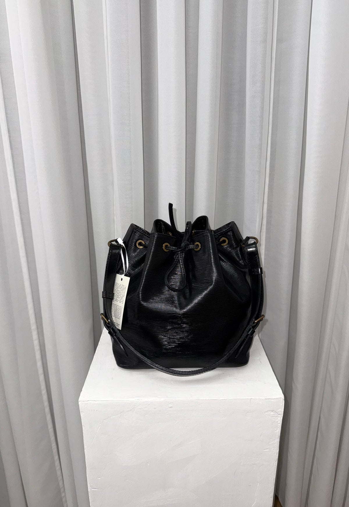 Louis Vuitton Petit Noé z černé Epi kůže, bucket bag, foto 2