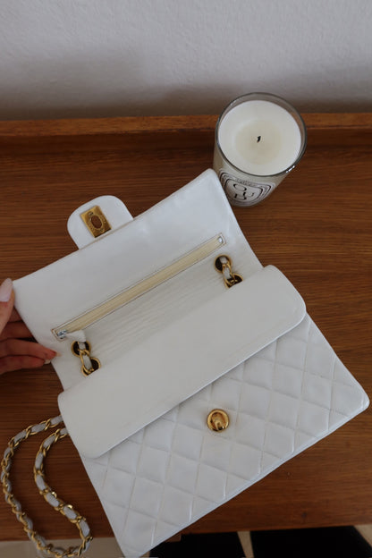 CHANEL DOUBLE FLAP BAG SMALL IN WHITE
