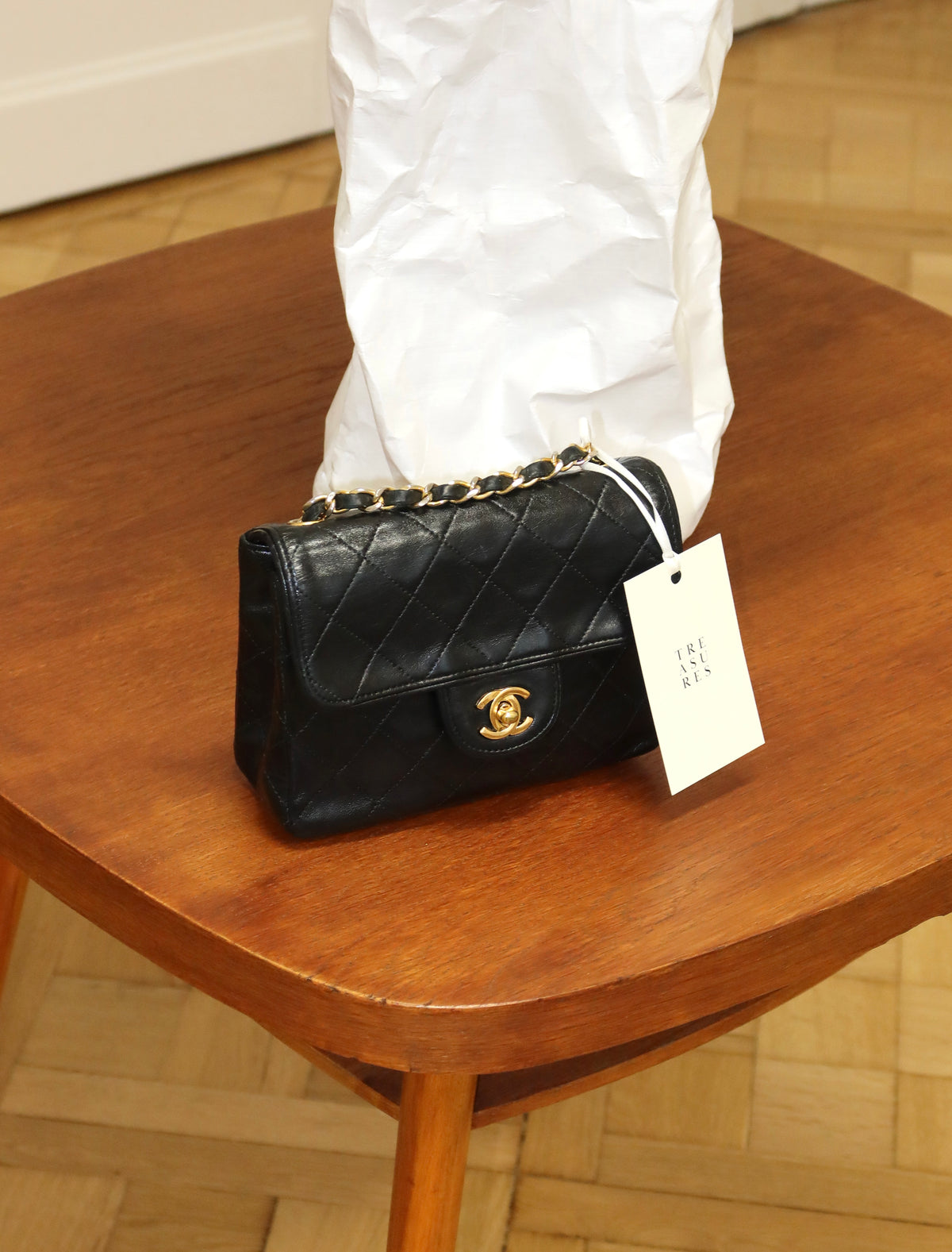 CHANEL CLASSIC SINGLE FLAP BAG TWIST LOCK 24K GOLD