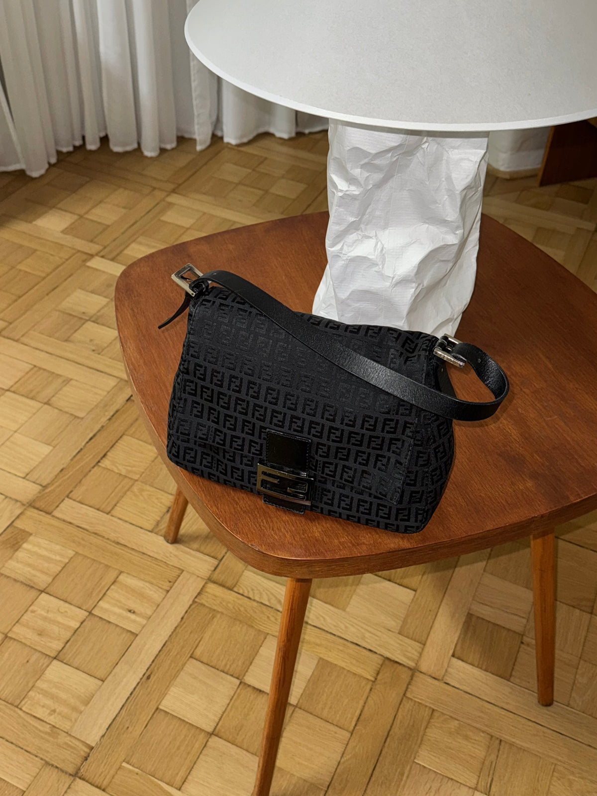 FENDI MAMMA BAGUETTE BLACK ZUCCA