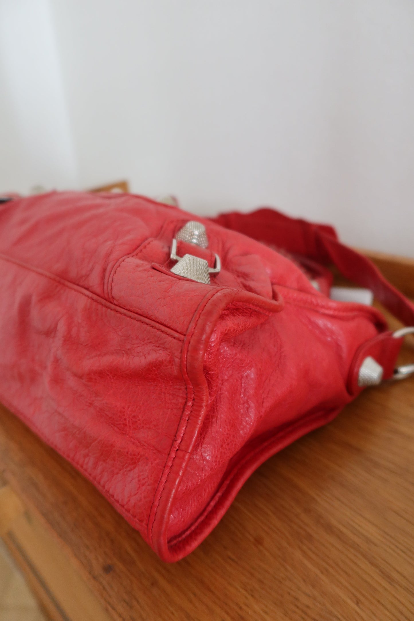 BALENCIAGA CITY BAG IN RED