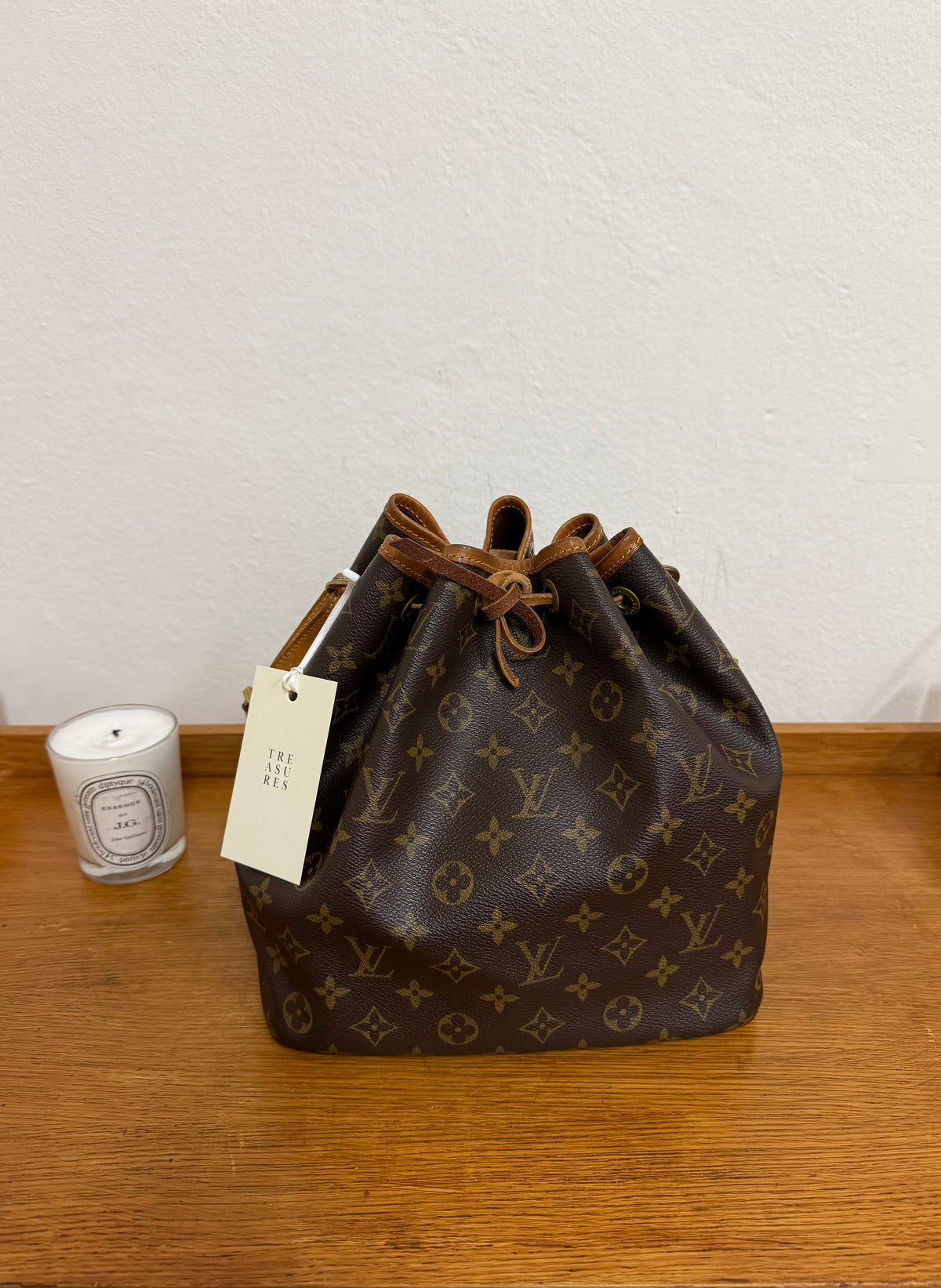 LV PETIT NOÉ MONOGRAM