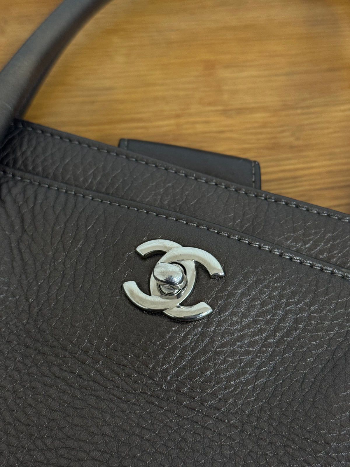CHANEL EXECUTIVE TOTE IRIDESCENT BROWN SILVER HW