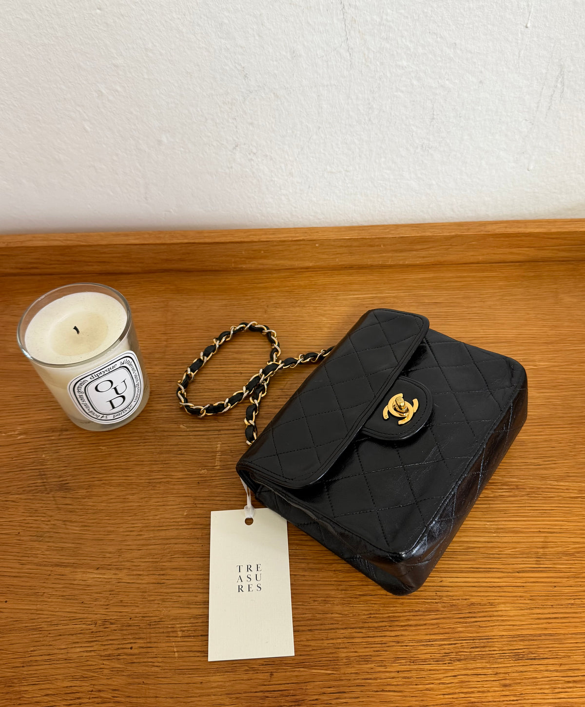 CHANEL CLASSIC SINGLE FLAP BAG TWIST LOCK 24K GOLD