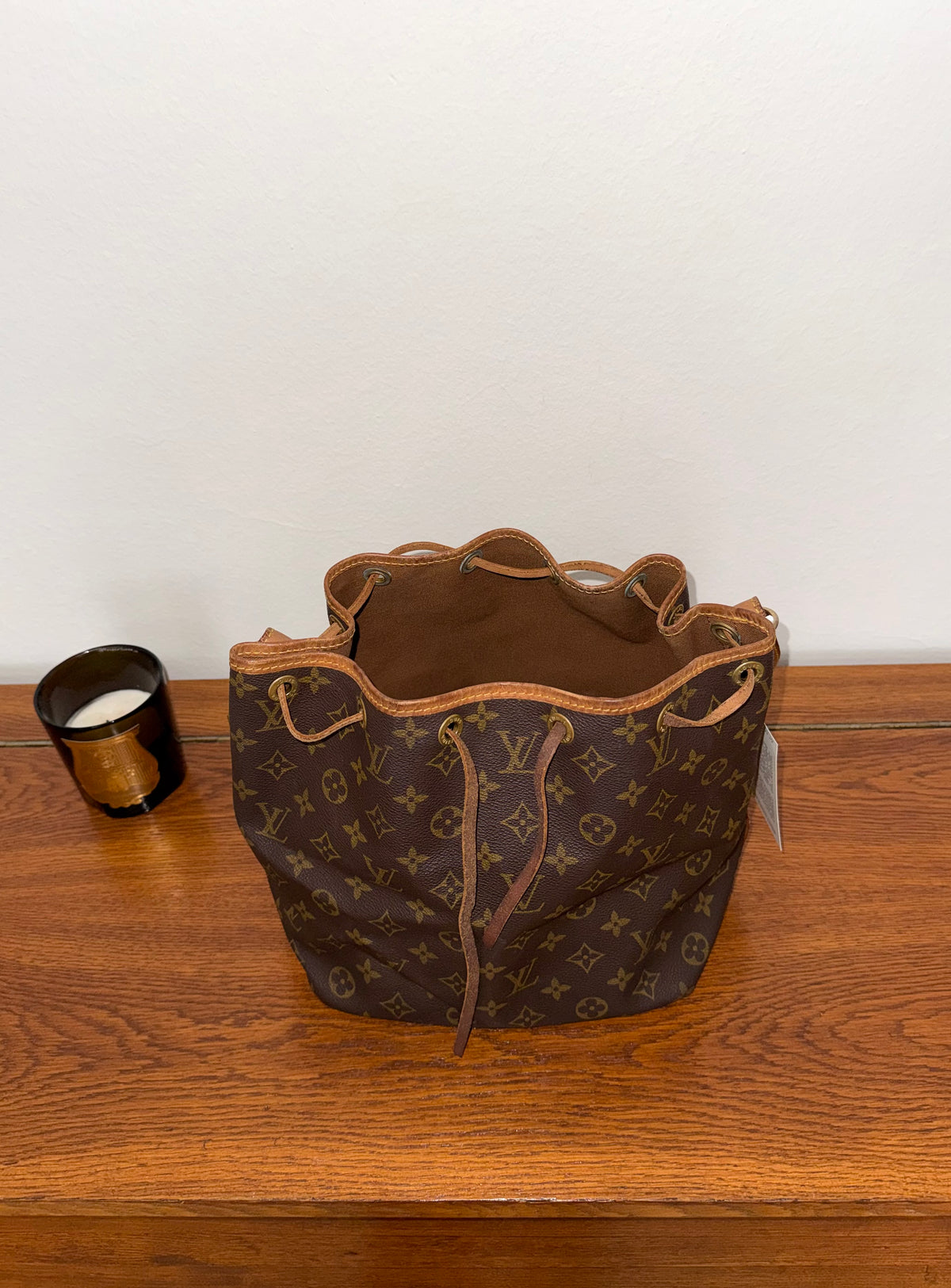 LV Petit Noé Monogram Bucket Bag 318