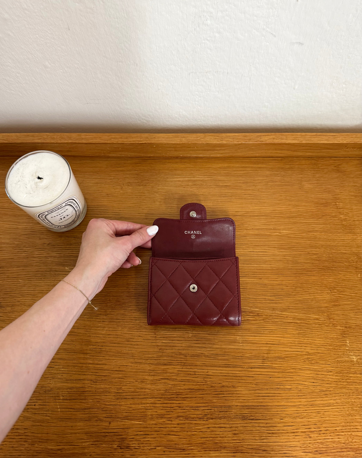 Chanel Matelassé mini peněženka z burgundy jehněčí kůže, foto 9