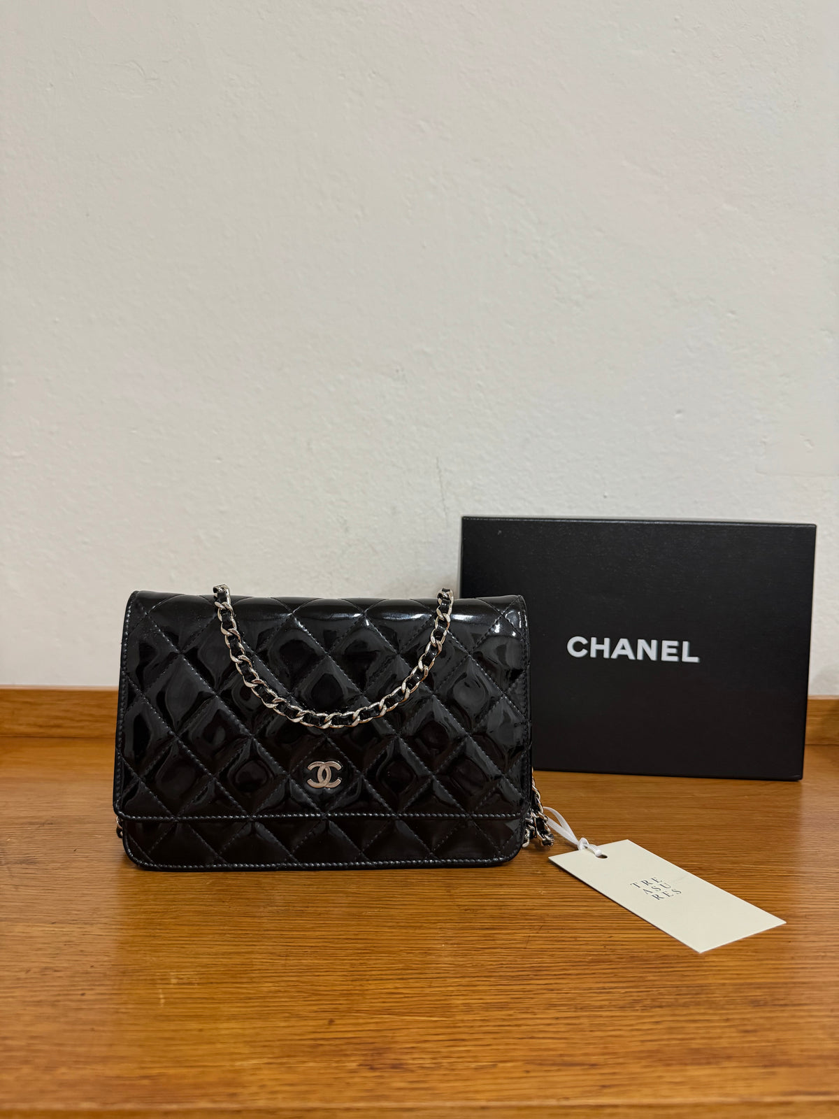 CHANEL PATENT LEATHER WOC BLACK