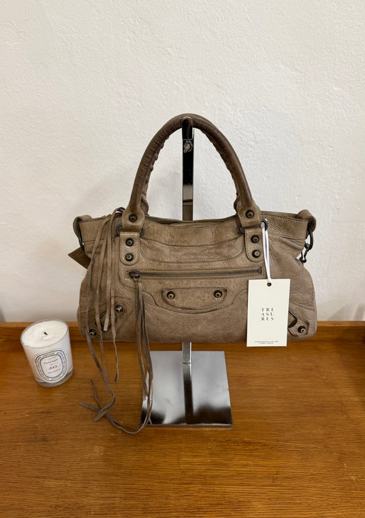BALENCIAGA FIRST “SMALL CITY” BAG