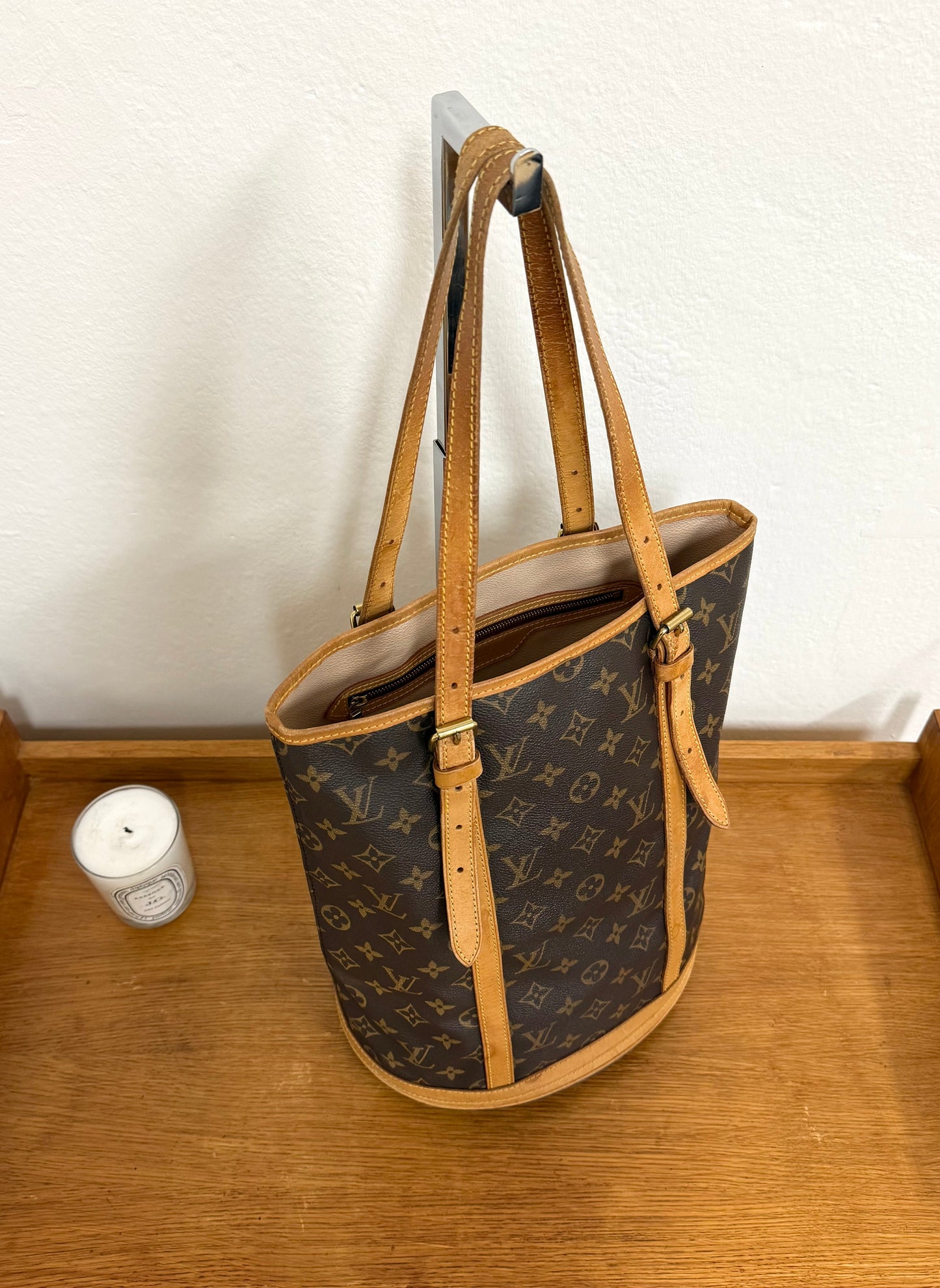 LV BUCKET GM MONOGRAM BAG