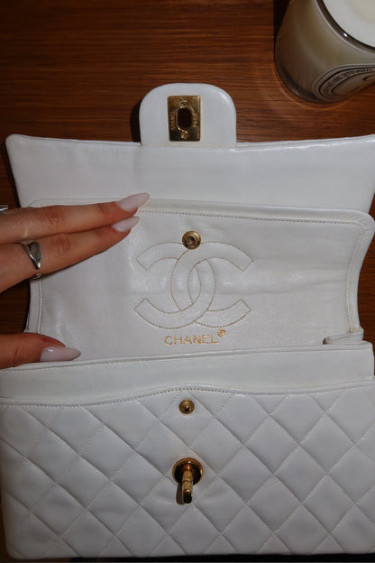 CHANEL DOUBLE FLAP BAG SMALL IN WHITE