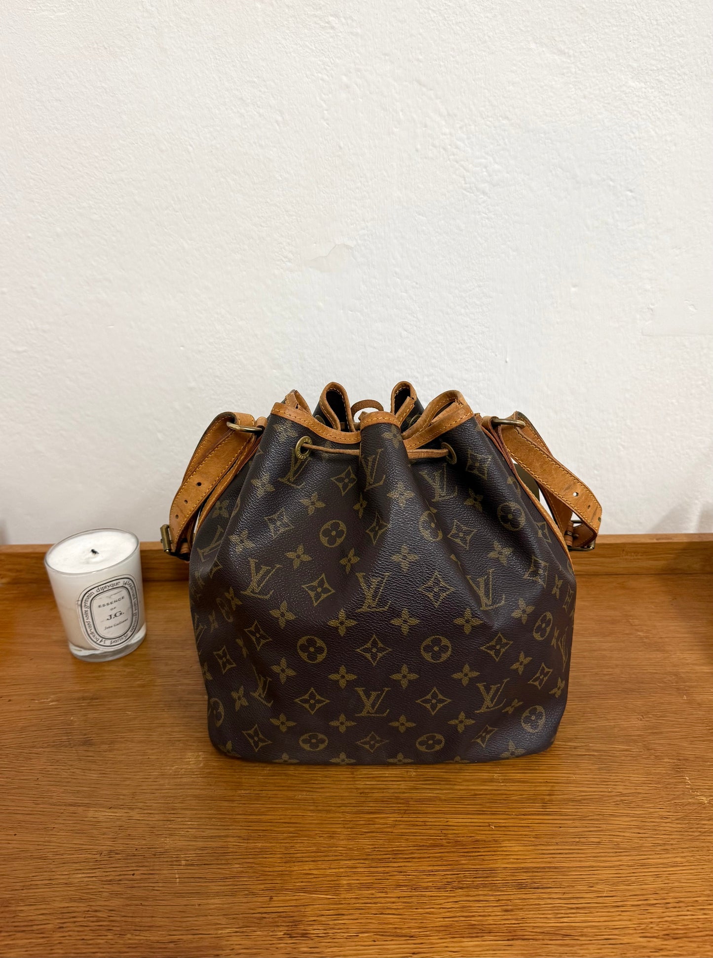 LV PETIT NOÉ MONOGRAM