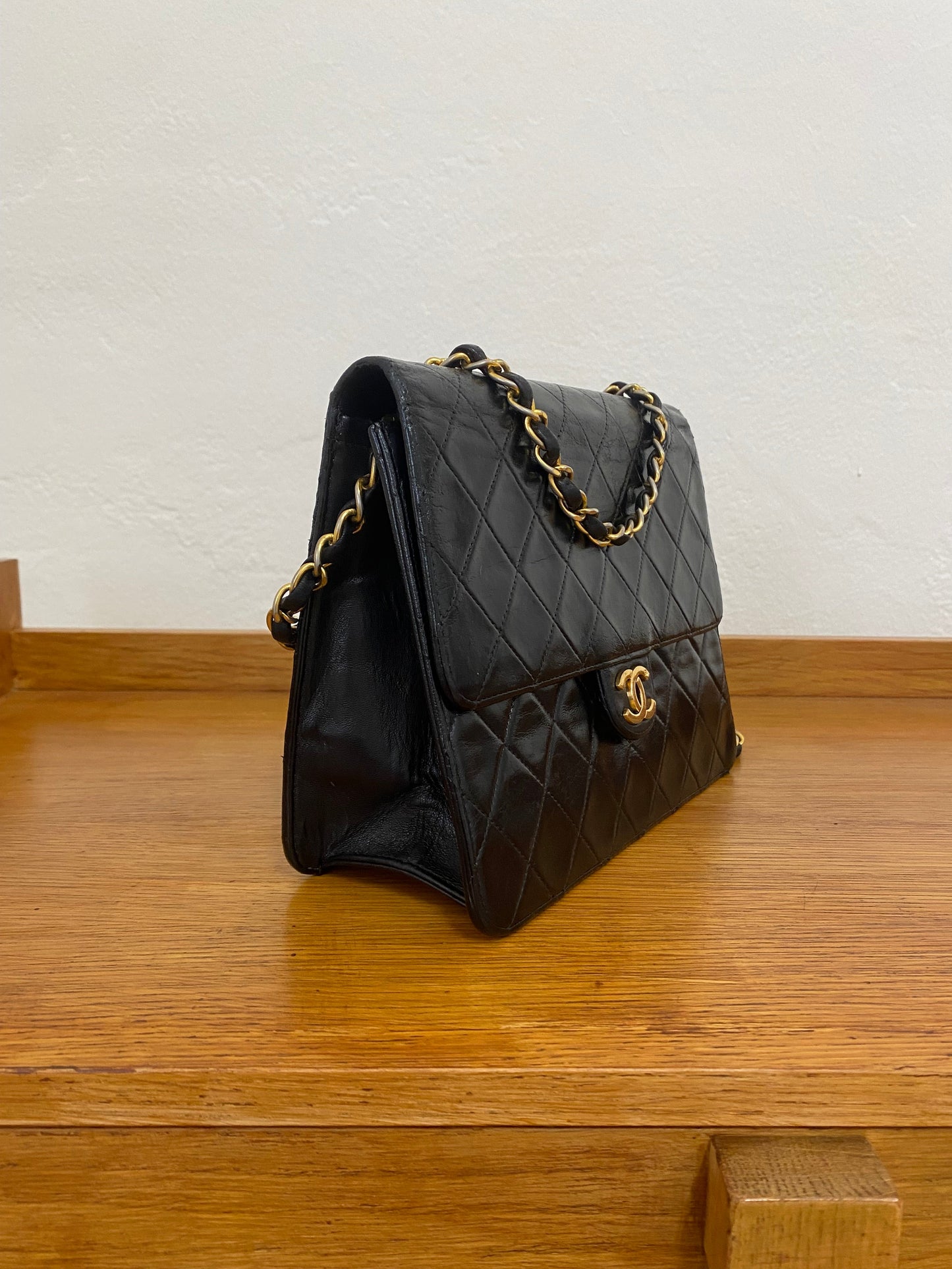 CHANEL CLASSIC SINGLE FLAP
