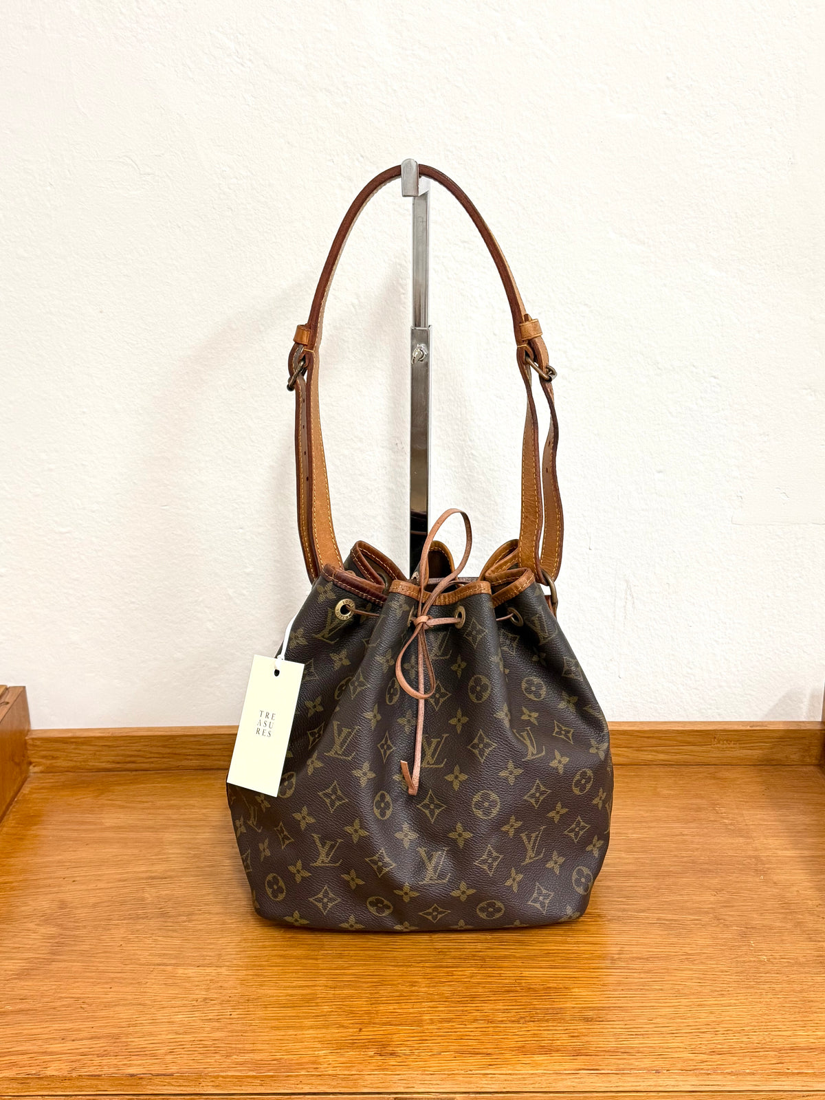 LV PETIT NOÉ MONOGRAM