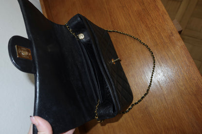 CHANEL CAVIAR SINGLE FLAP BAG
