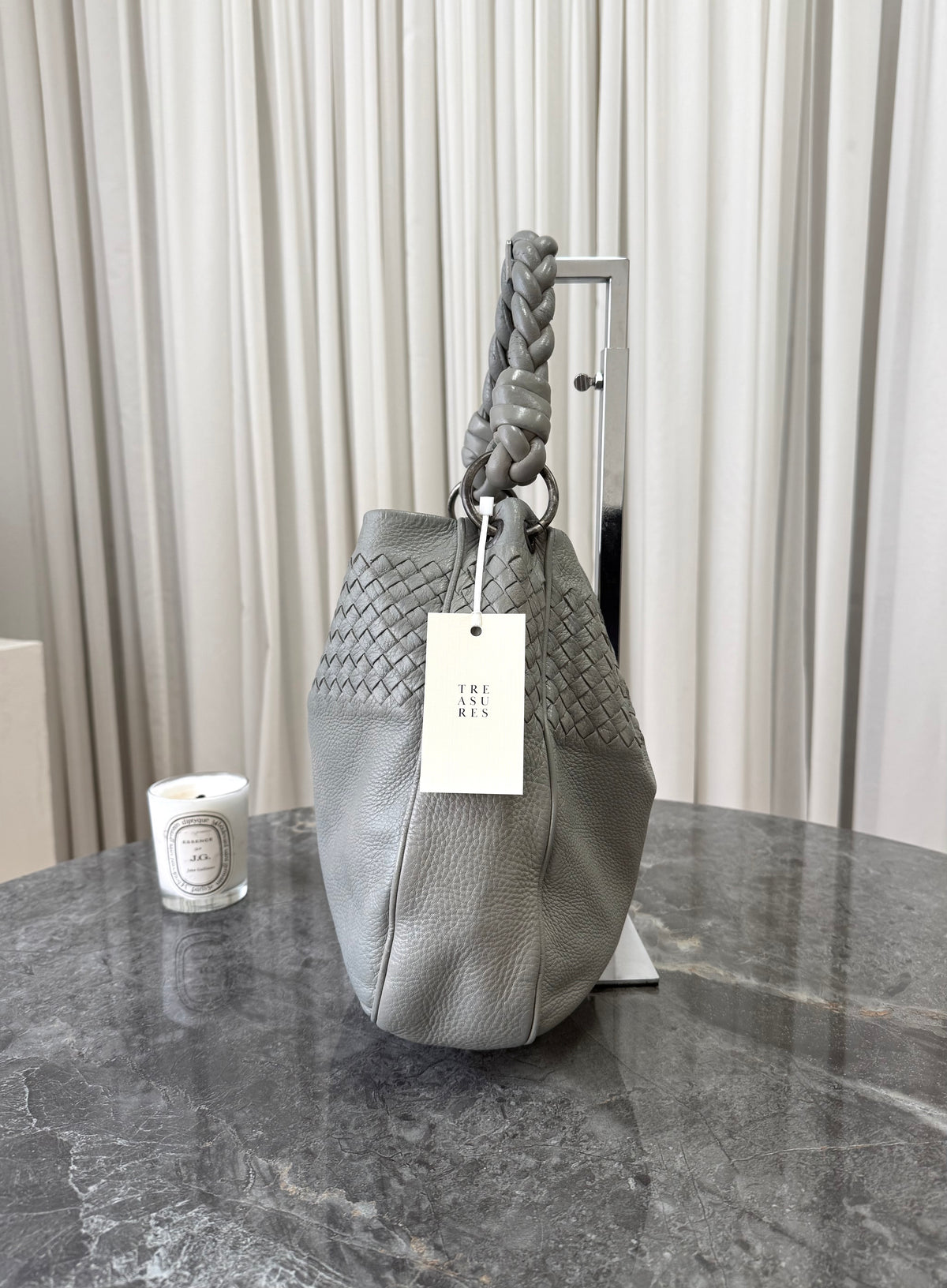 Bottega Veneta hobo bag in light grey Intrecciato leather, photo 4
