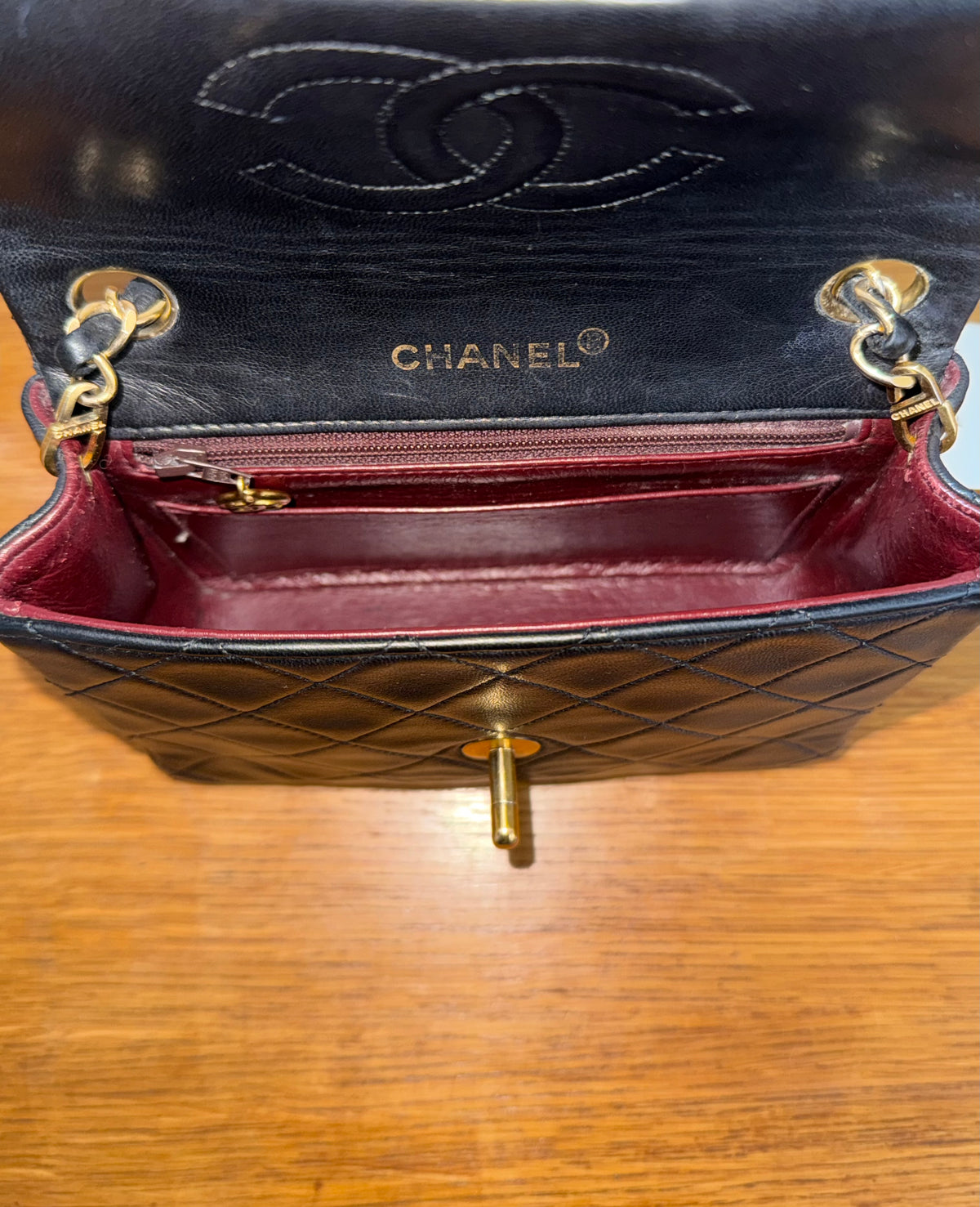 CHANEL SINGLE FLAP BAG BLACK LAMBSKIN