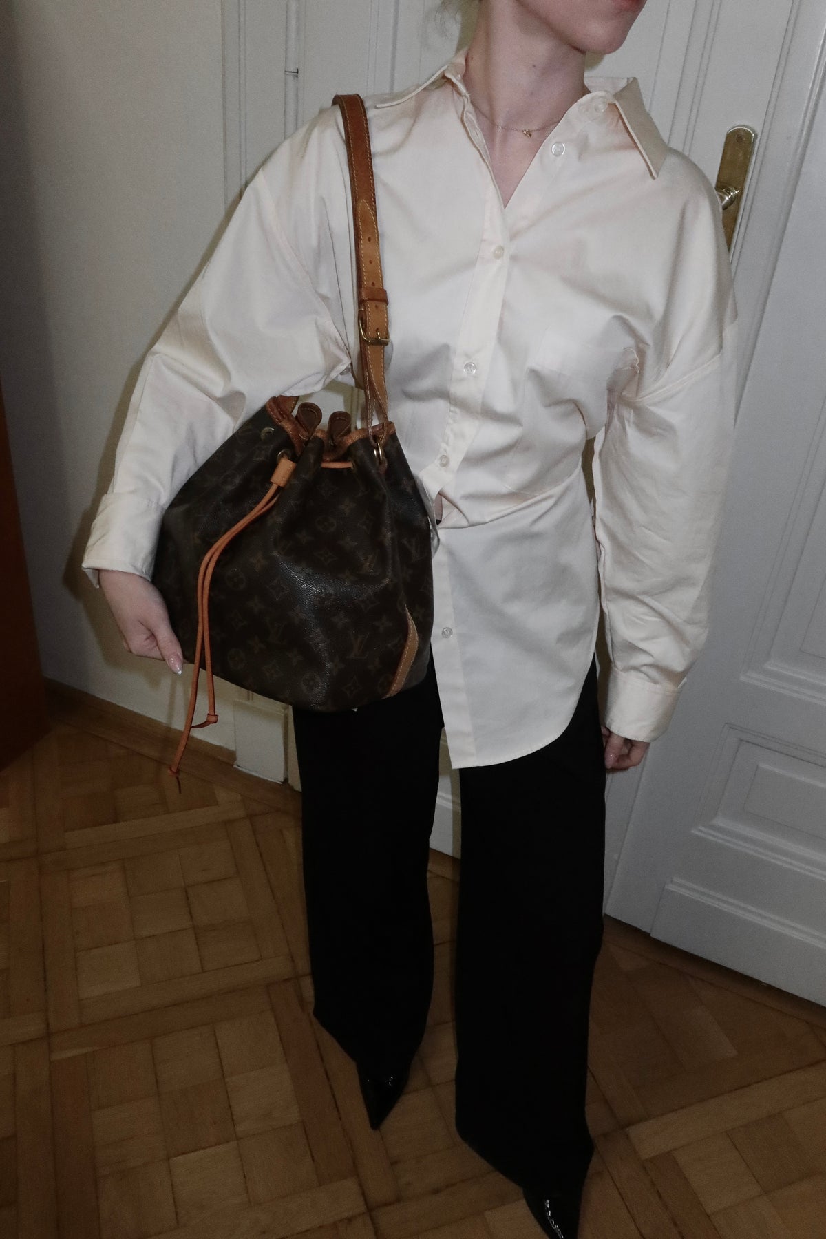 LV PETIT NOÉ MONOGRAM
