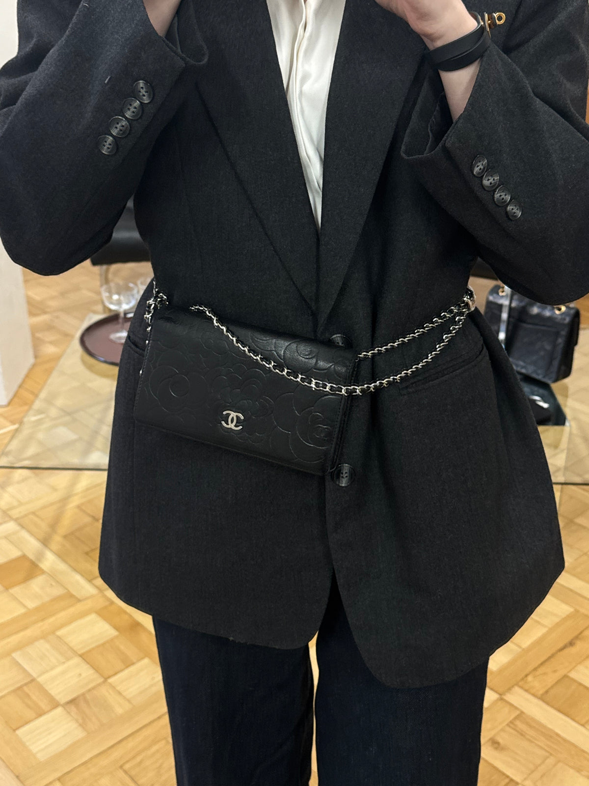CHANEL CAMELLIA WALLET BLACK SERIES 11