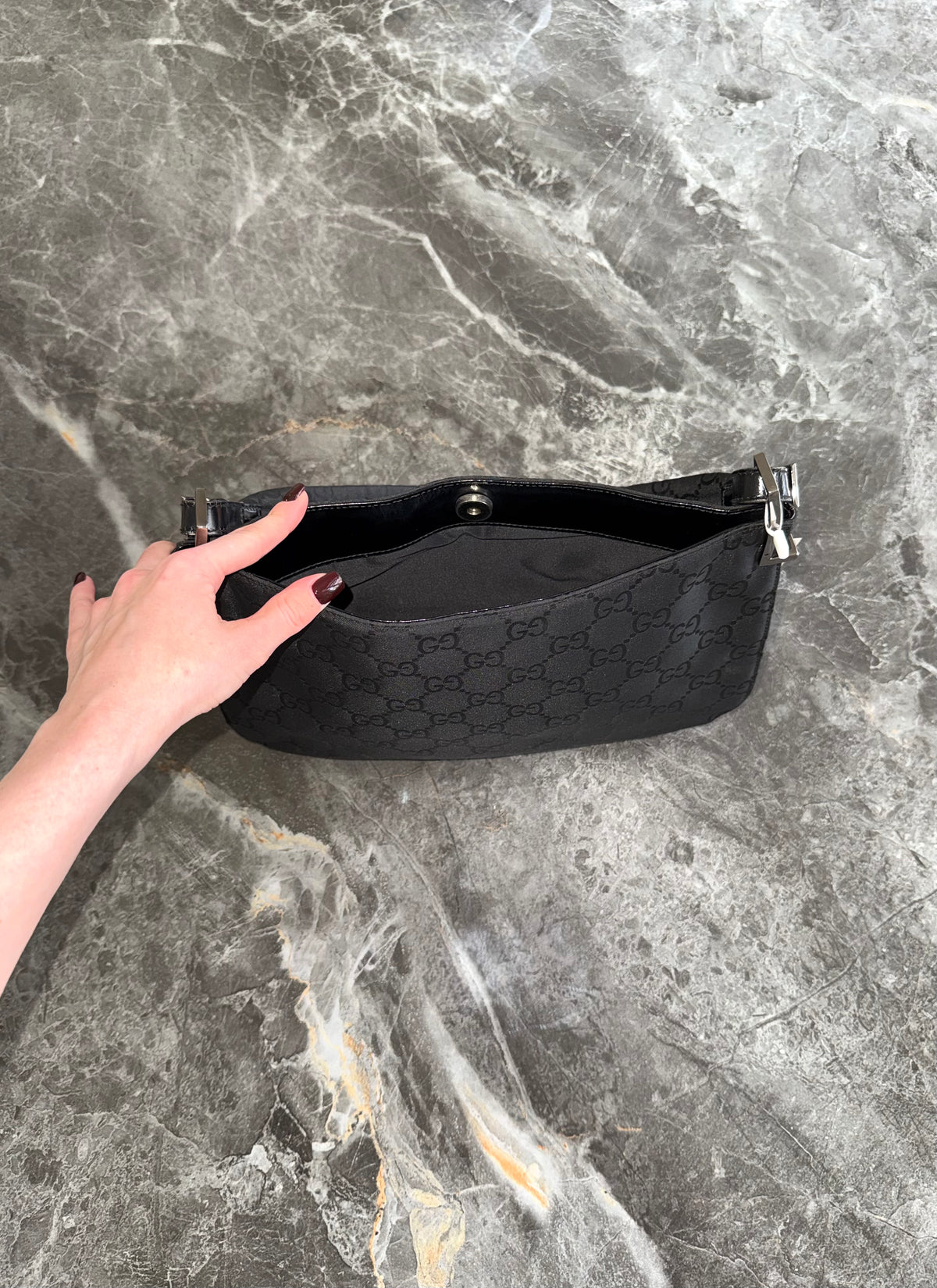 Gucci hobo bag in black GG canvas with silver hardware, photo 11