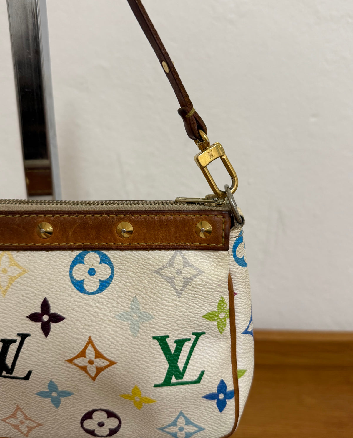 LV MURAKAMI POCHETTE