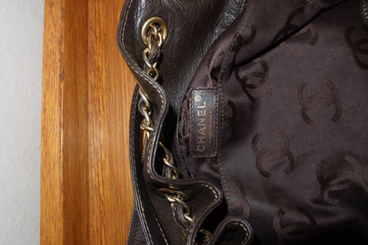 CHANEL DARK BROWN BUCKET BAG & POUCH