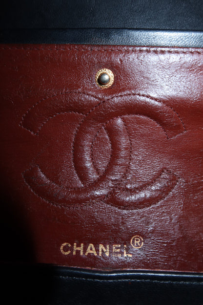 CHANEL DOUBLE FLAP BAG MEDIUM