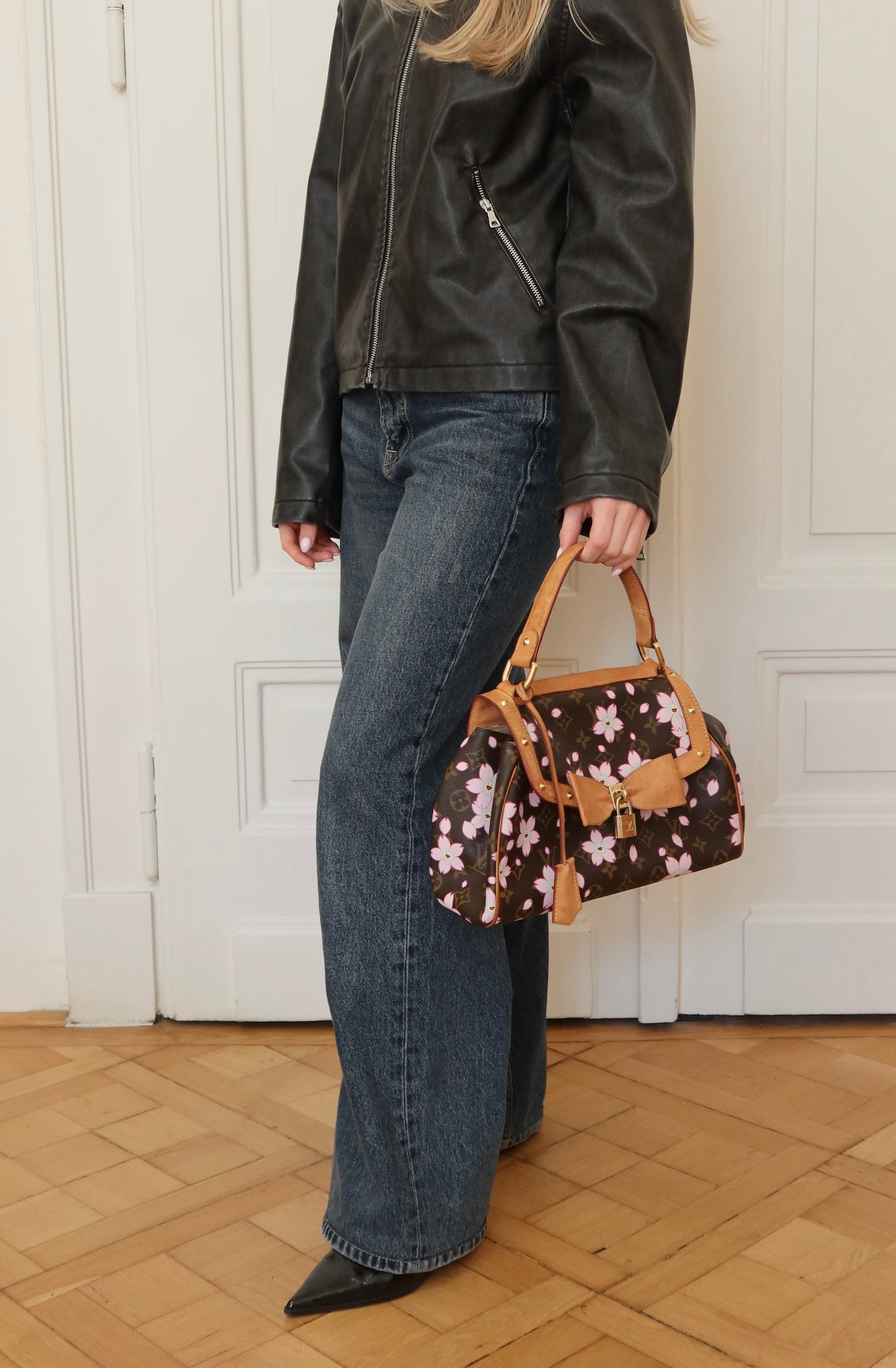 LV TAKASHI MURAKAMI CHERRY BLOSSOM SAC RETRO BOW