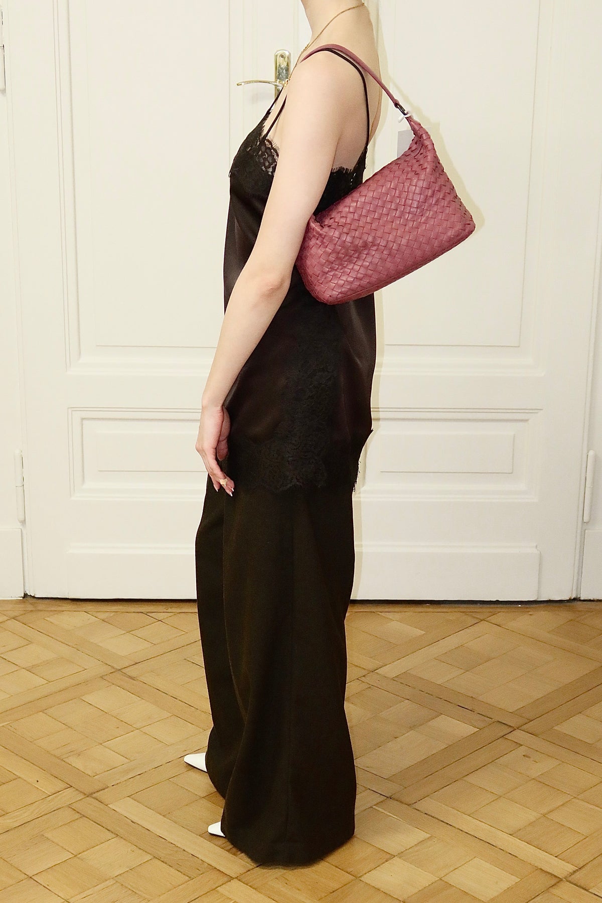 BOTTEGA VENETA INTRECCIATO SHOULDER BAG PINK