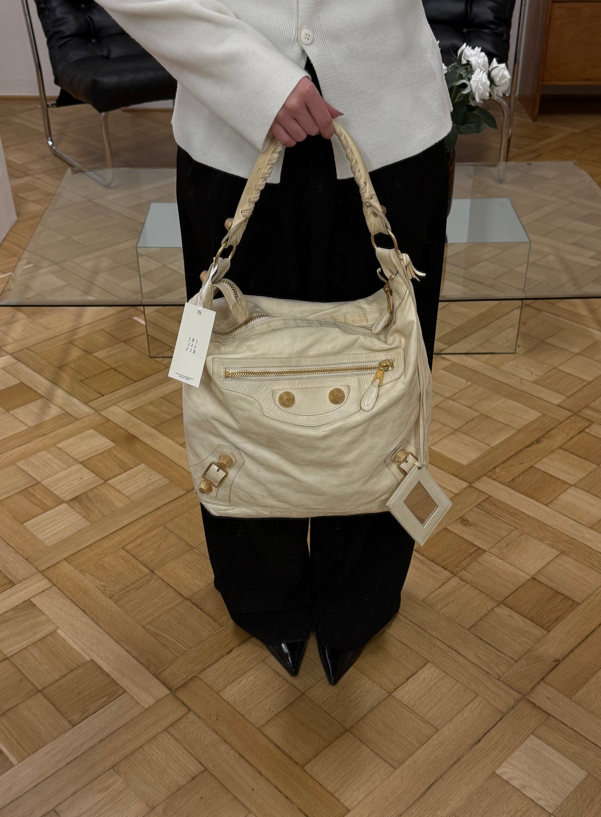 Vintage Balenciaga Day hobo bag ve světle žluté barvě, foto 15