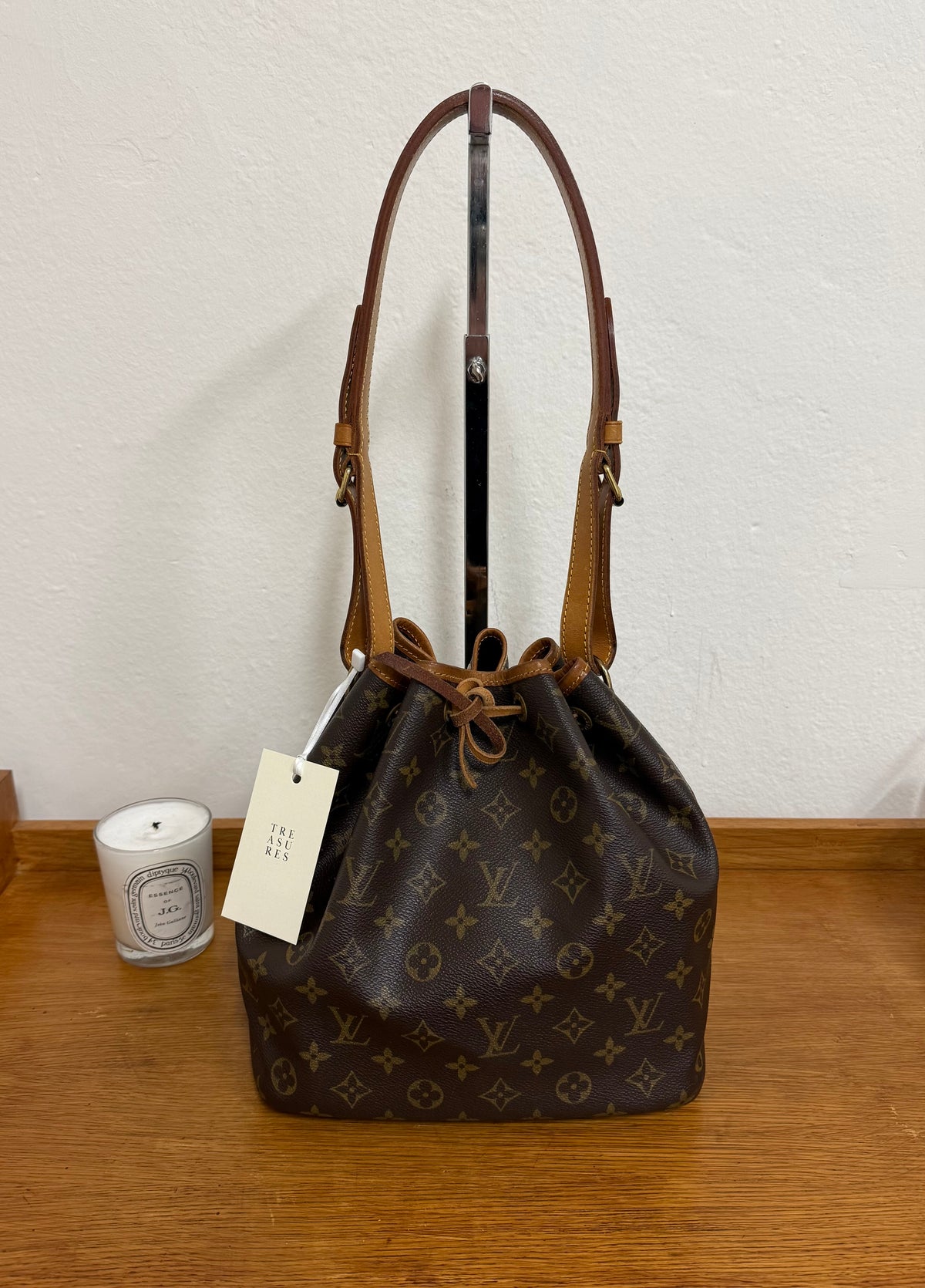 LV PETIT NOÉ MONOGRAM