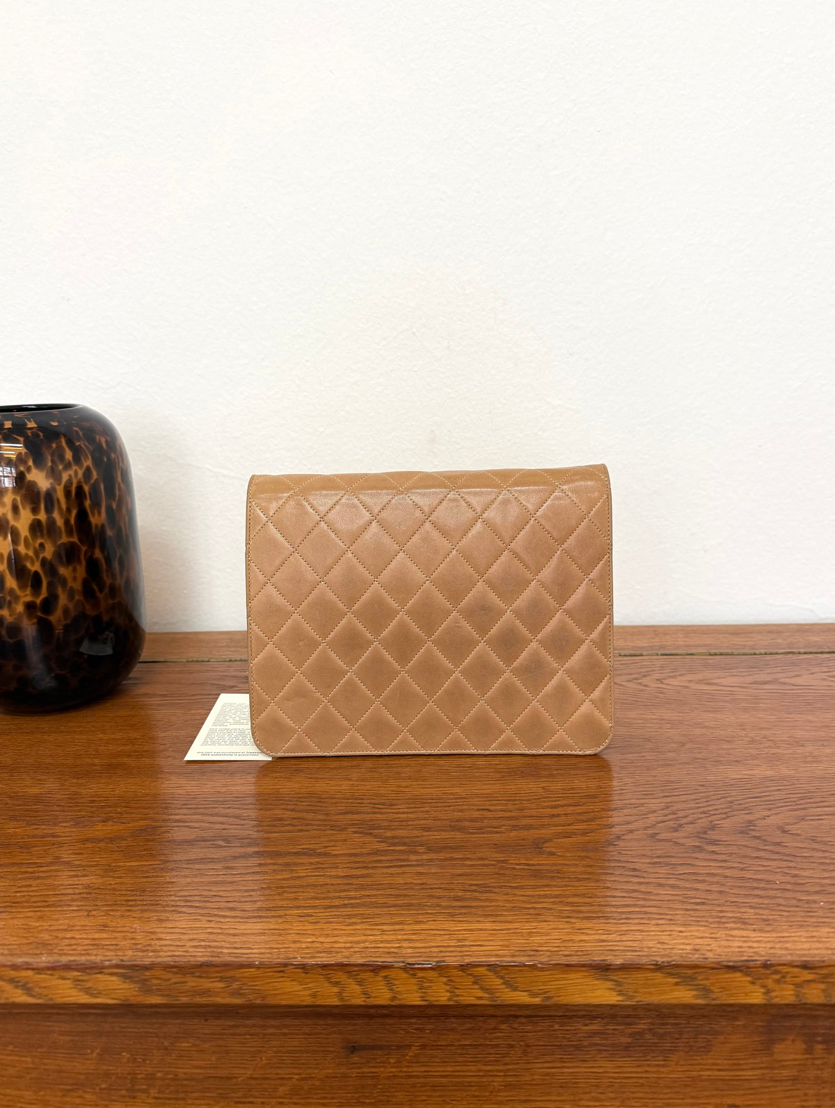 Chanel Matelassé shoulder bag in camel lambskin with gold chain, photo 7
