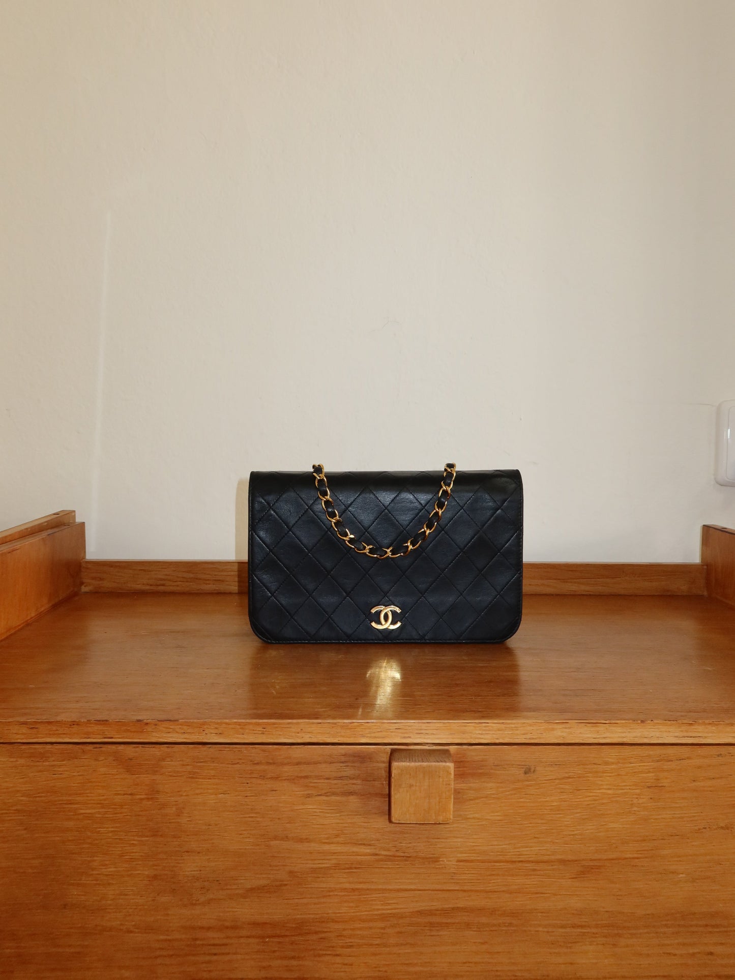 CHANEL SINGLE FULL FLAP BAG 24K GOLD