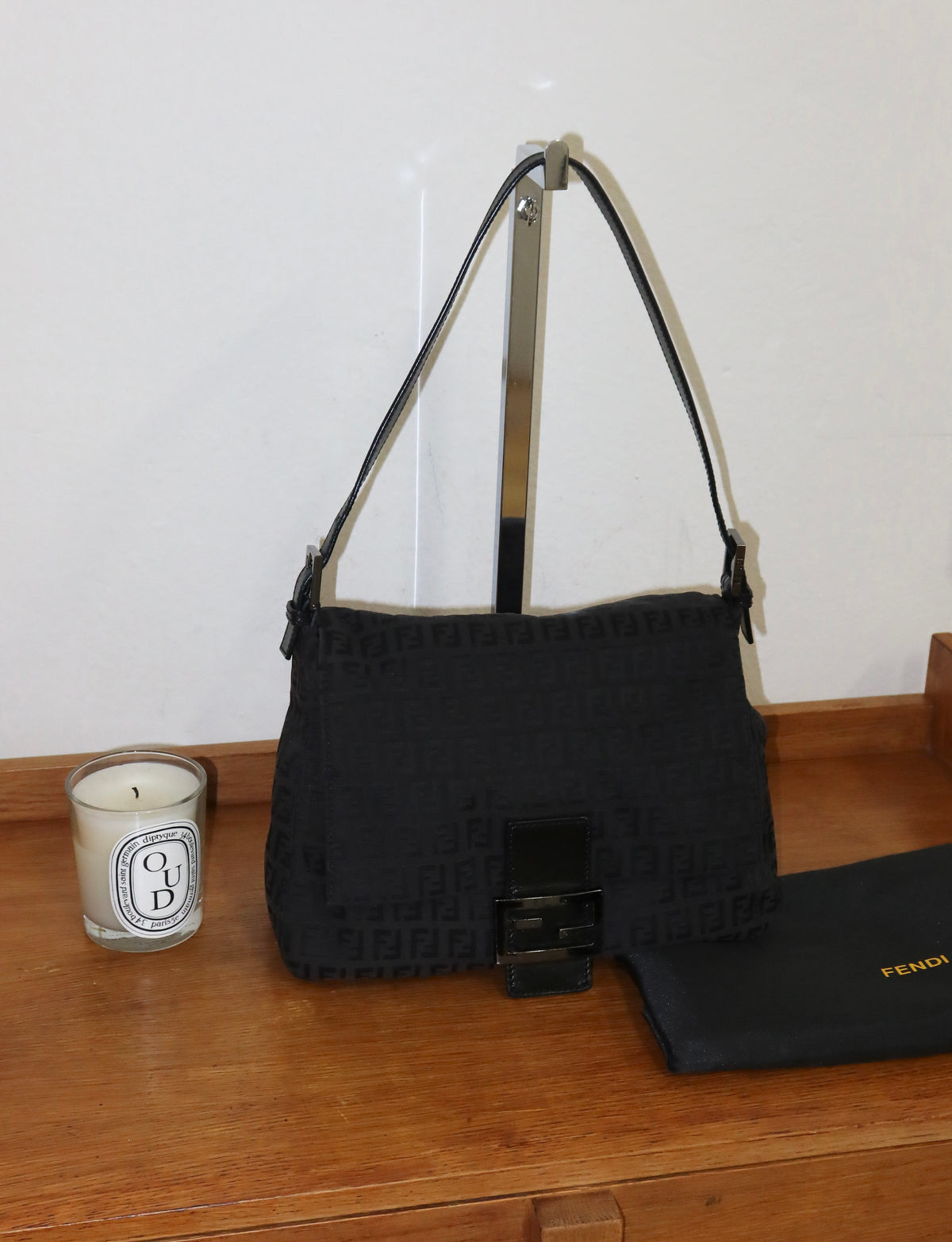 FENDI MAMMA BAGUETTE BAG