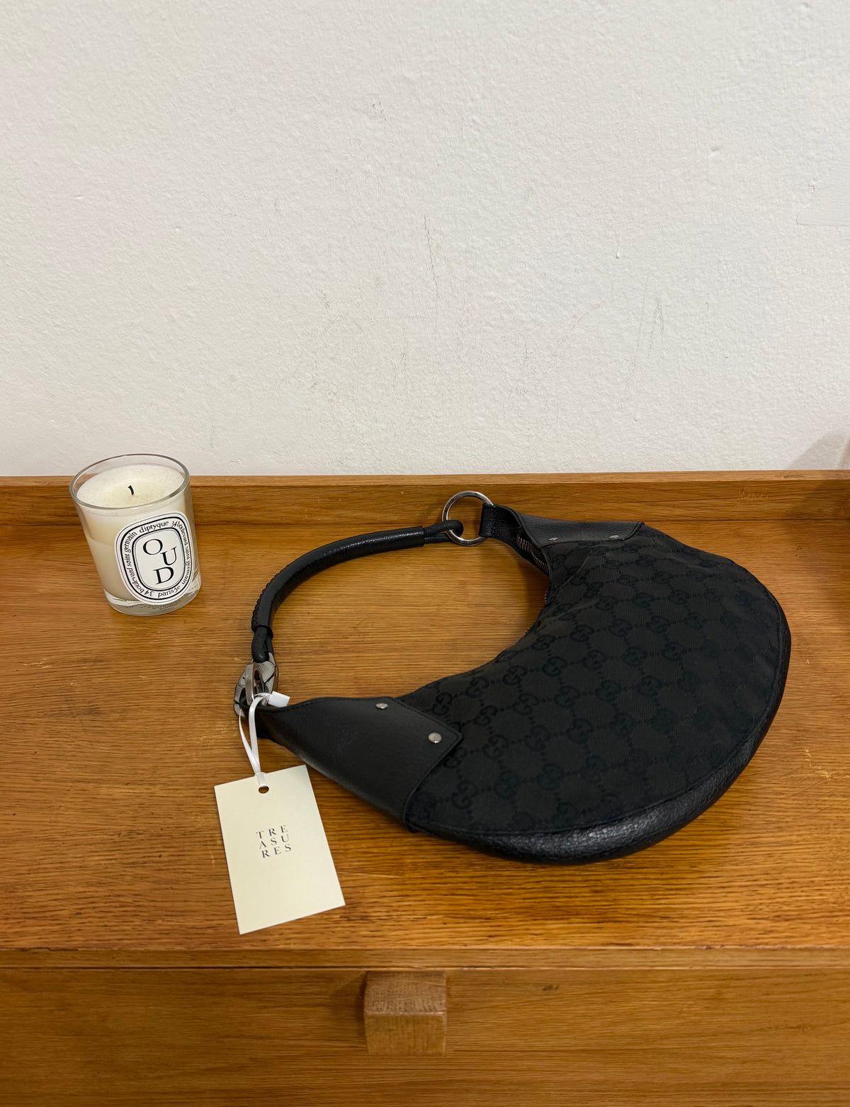 GUCCI GG MONOGRAM HALFMOON BLACK
