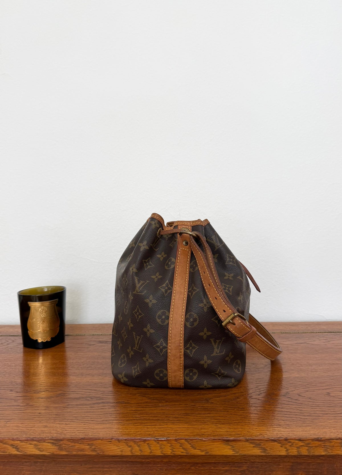 LV Petit Noé Monogram Bucket Bag 318
