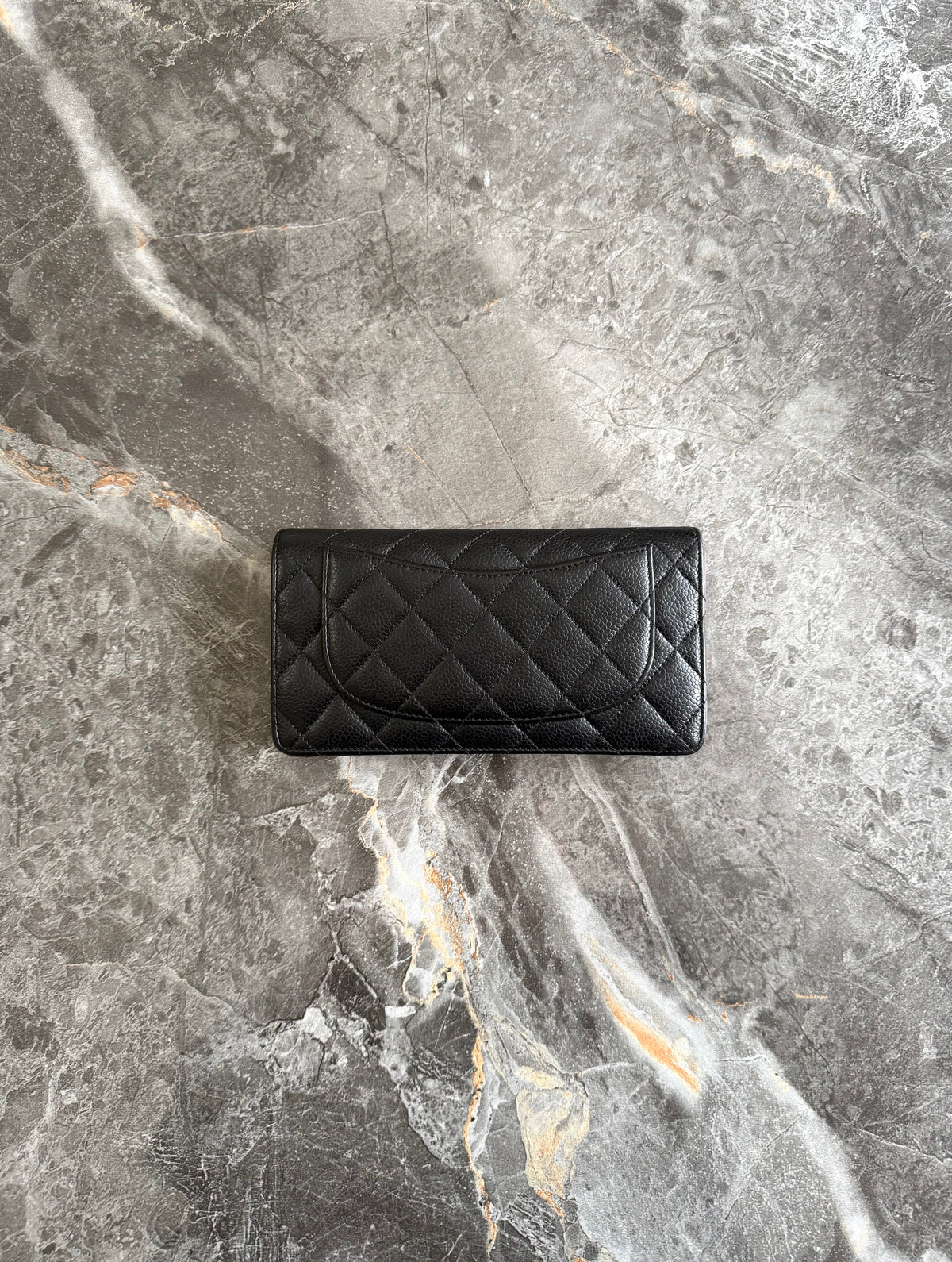 Chanel Long Wallet z černé caviar kůže se zlatým hardwarem, foto 6