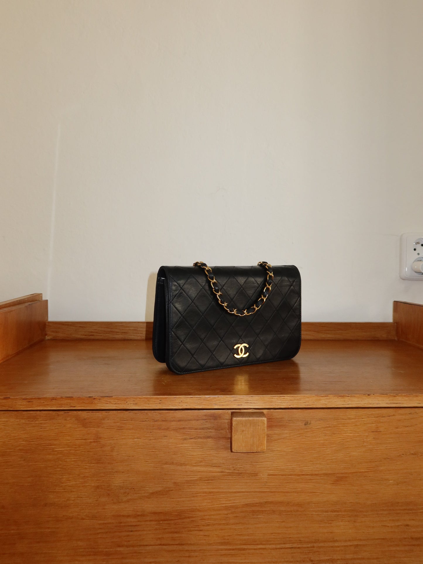 CHANEL SINGLE FULL FLAP BAG 24K GOLD